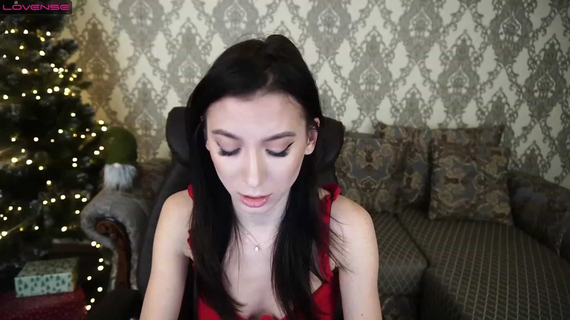 Gallery image thumbnail from LiaValentine's myfreecams stream on, 01/04/2023, 15:04 image 20 of 20