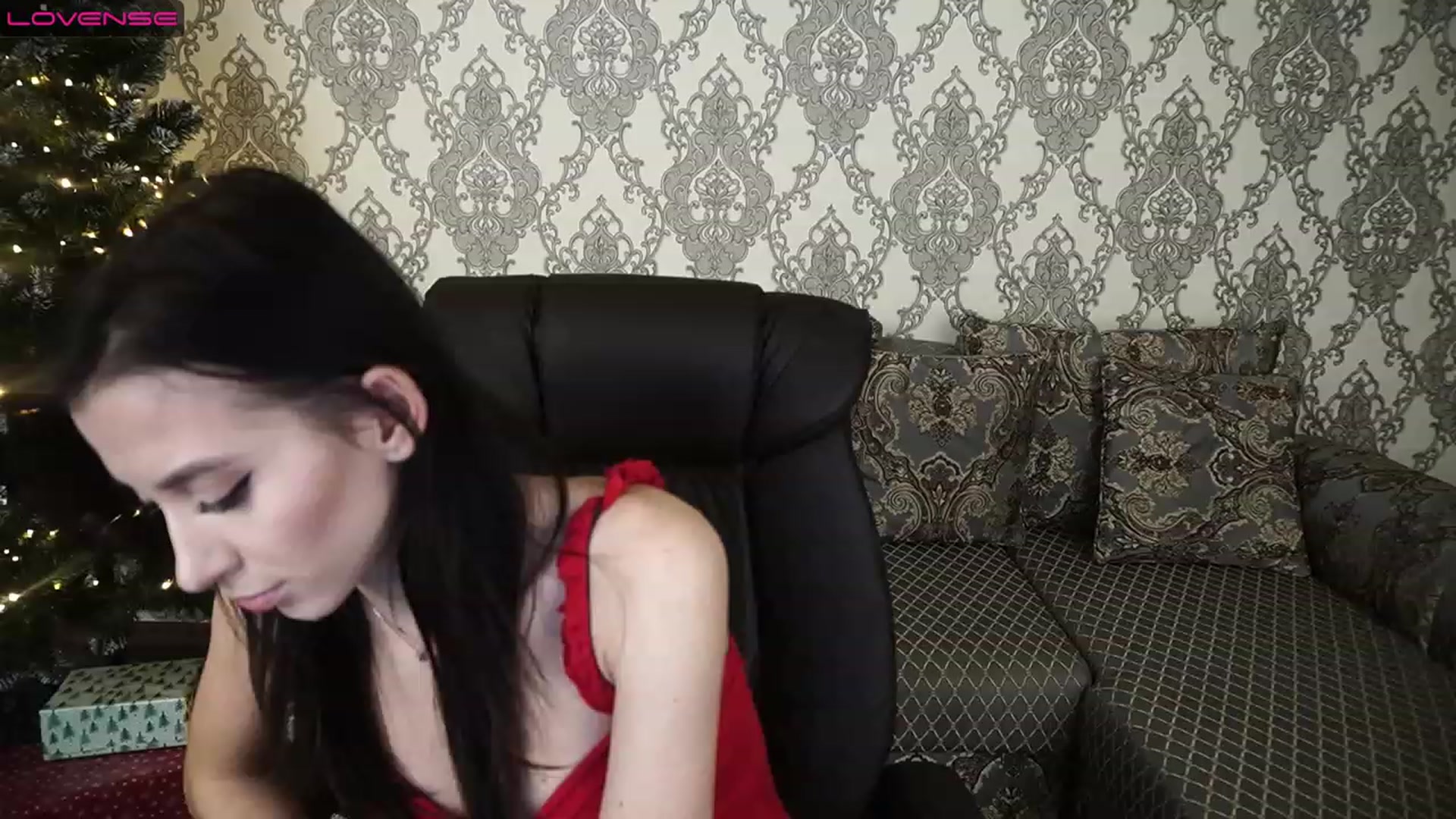 Gallery image thumbnail from LiaValentine's myfreecams stream on, 01/04/2023, 15:04 image 19 of 20