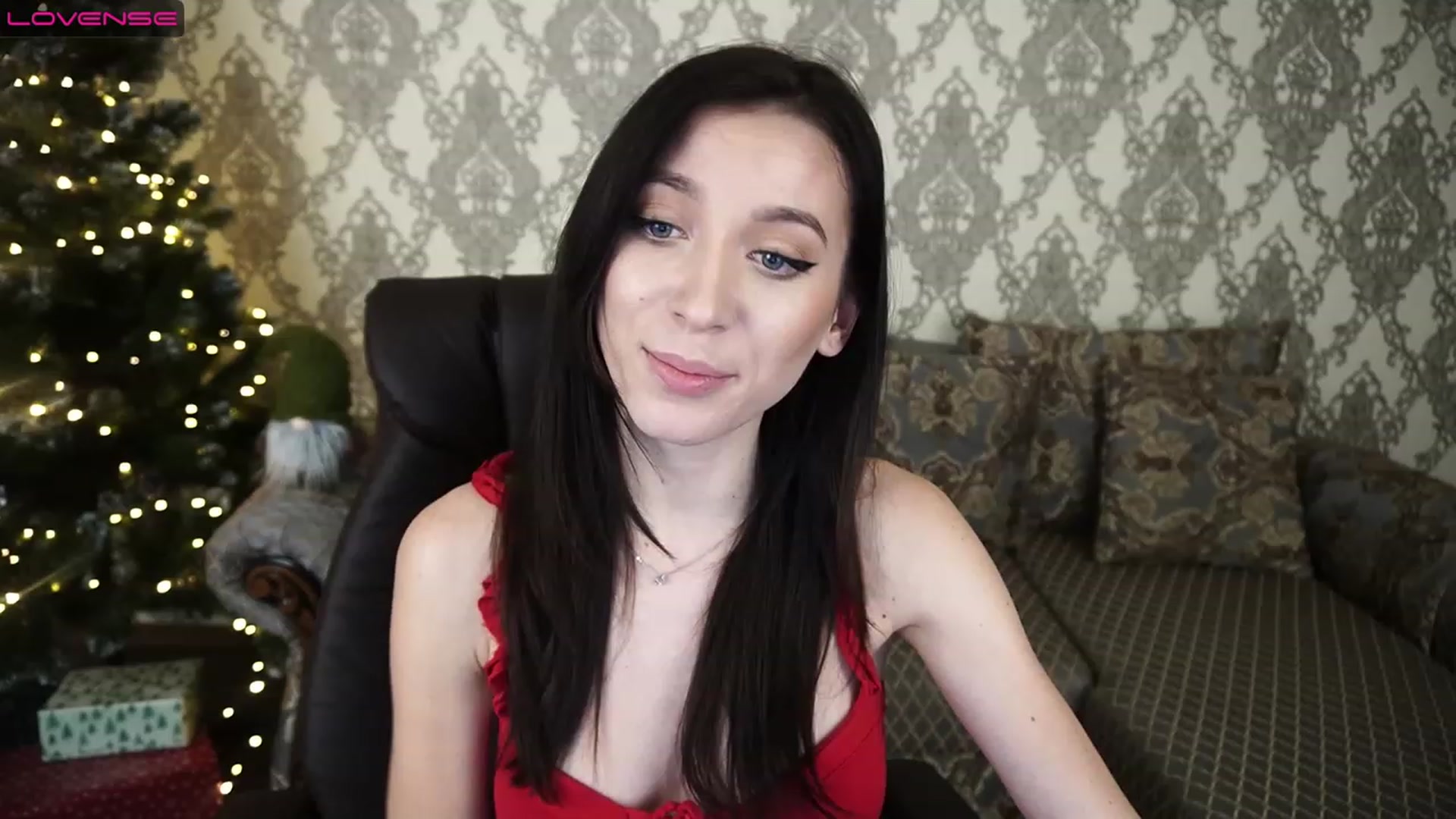 Gallery image thumbnail from LiaValentine's myfreecams stream on, 01/04/2023, 15:04 image 9 of 20