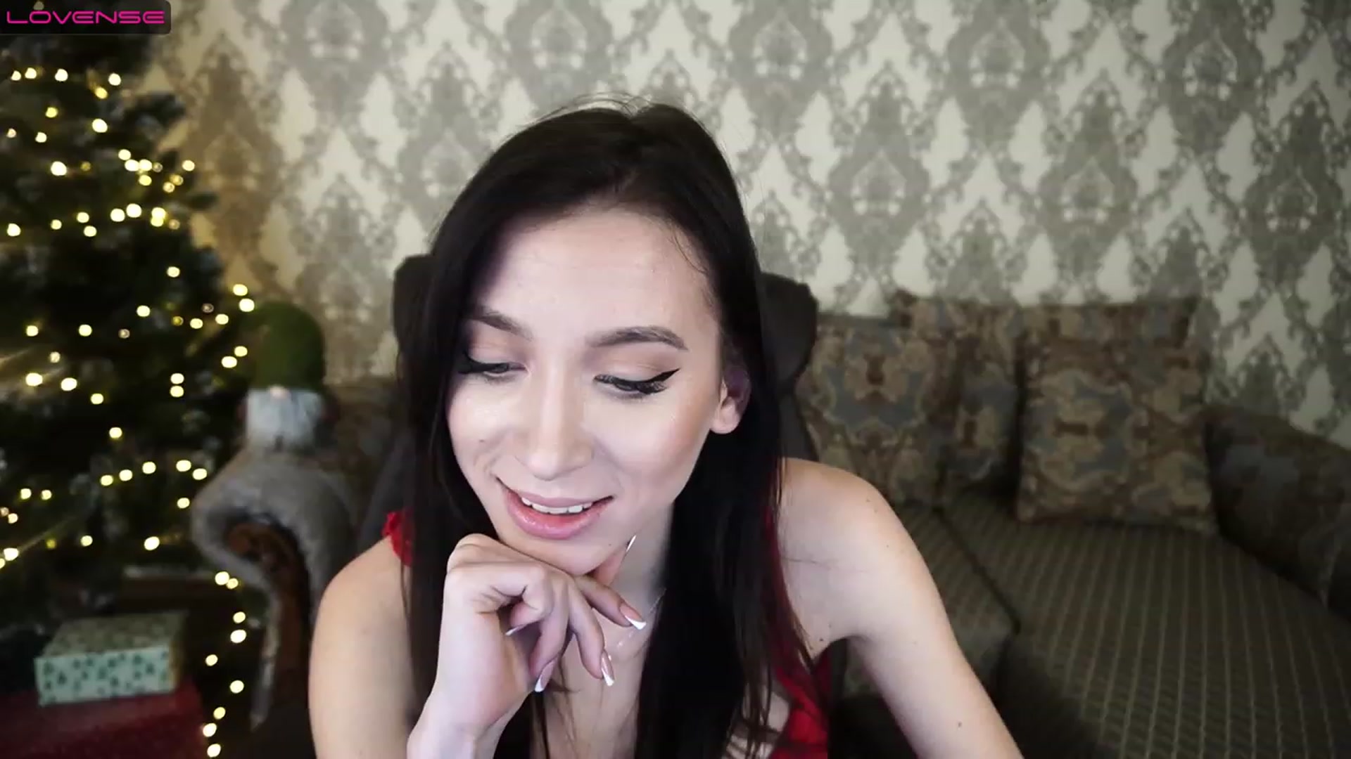 Gallery image thumbnail from LiaValentine's myfreecams stream on, 01/04/2023, 15:04 image 8 of 20