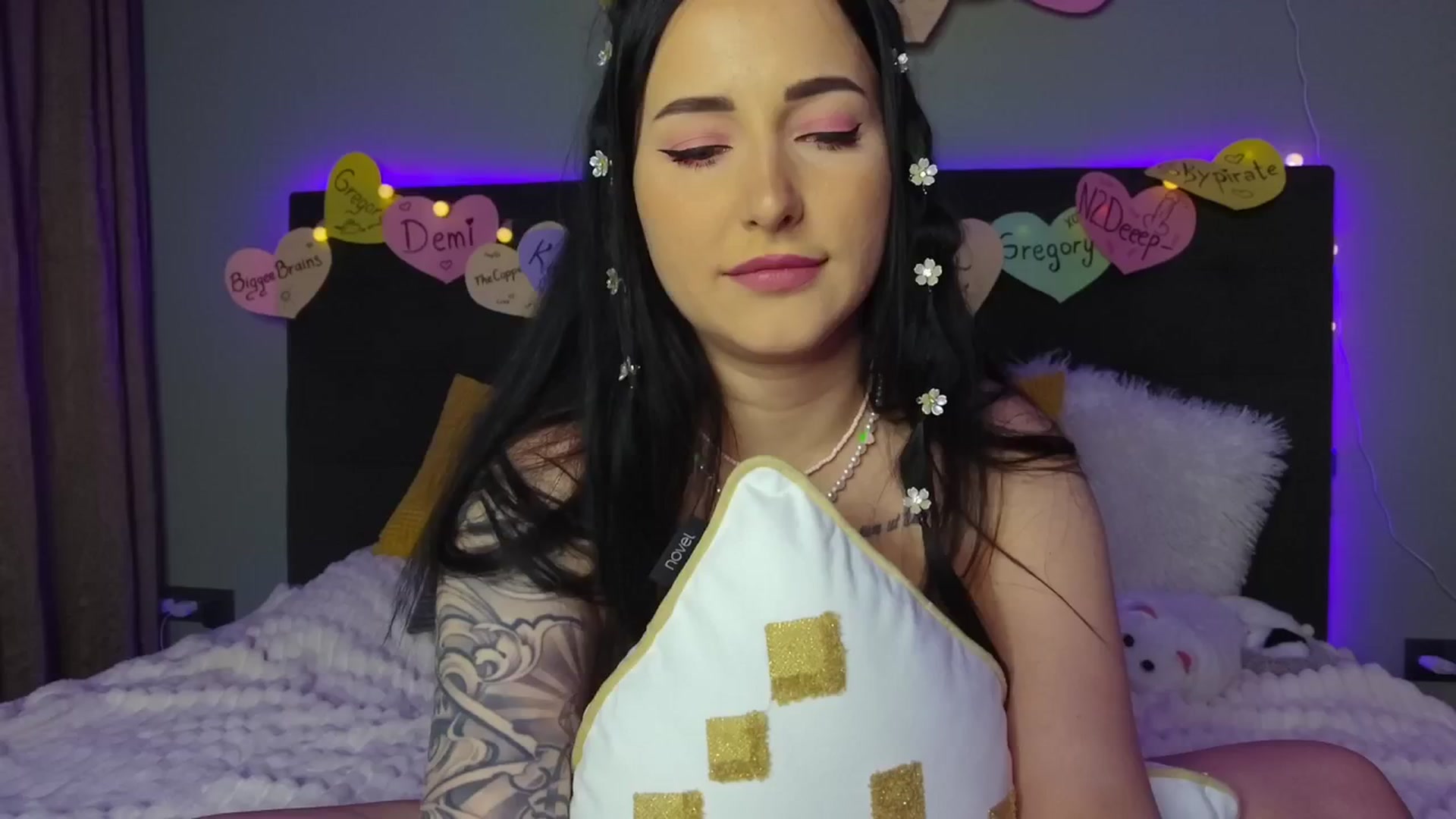Gallery image thumbnail from Lia_DecadeMFC's myfreecams stream on, 02/20/2026, 17:18 image 20 of 20