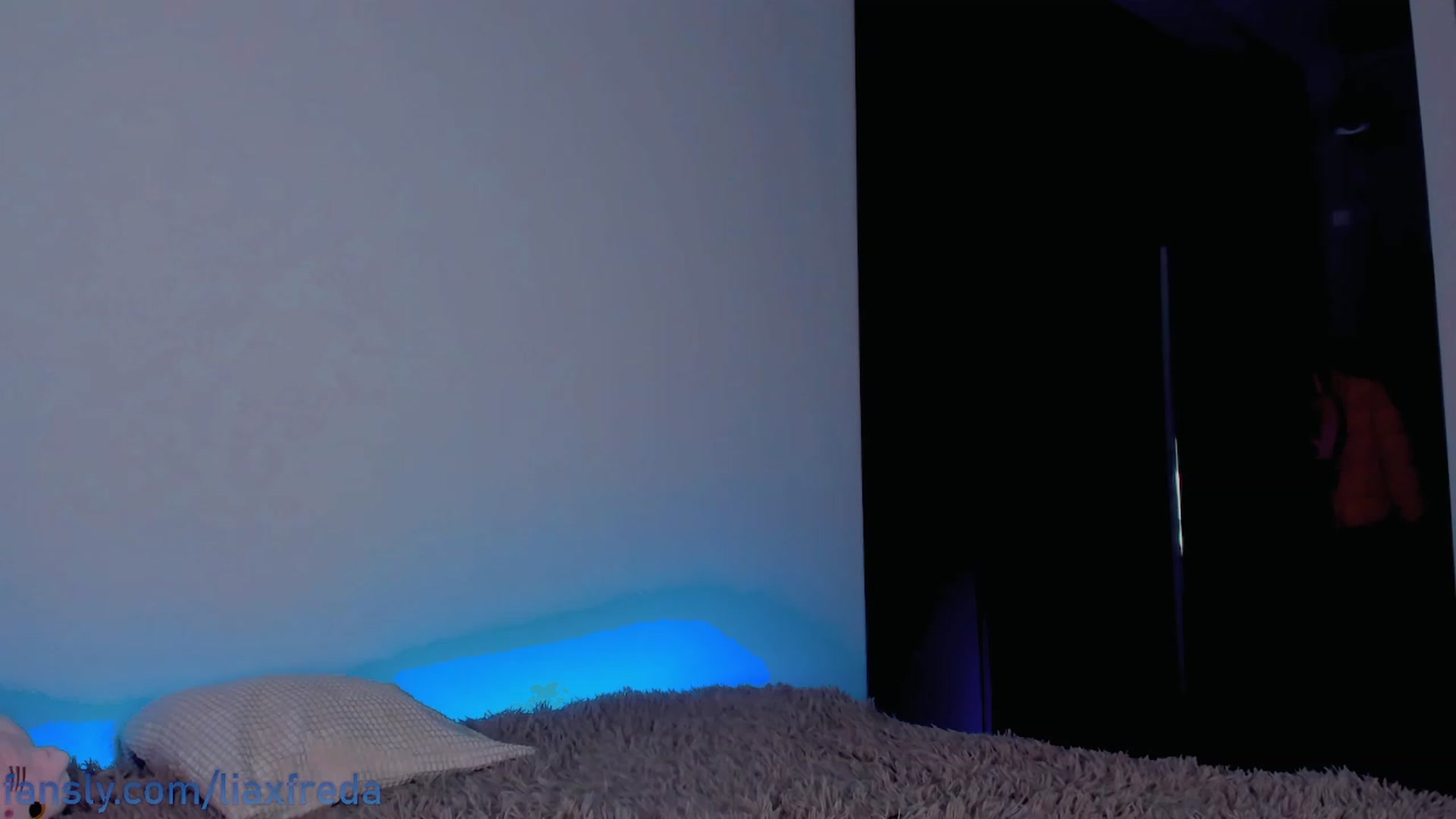 Gallery image thumbnail from Lia_Freda's myfreecams stream on, 01/29/2023, 14:46 image 1 of 20