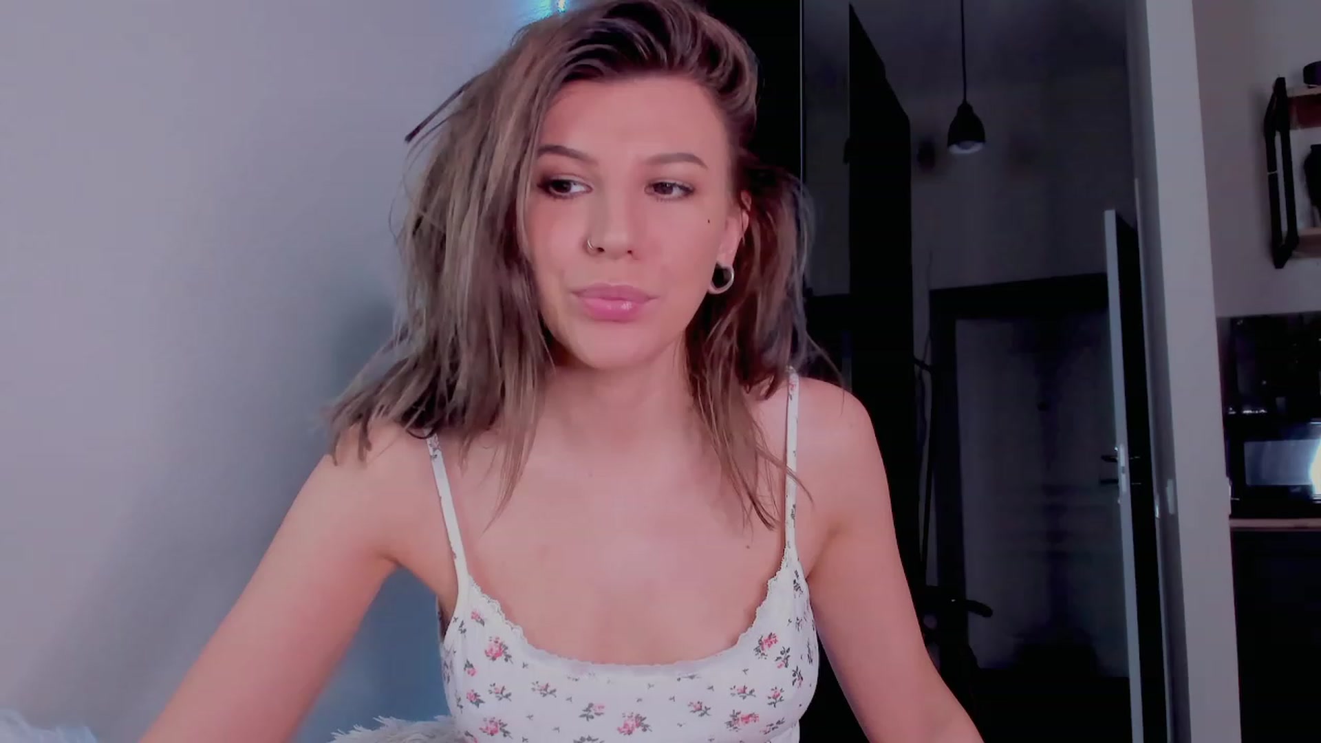 Gallery image thumbnail from Lia_Freda's myfreecams stream on, 02/04/2023, 19:57 image 19 of 20