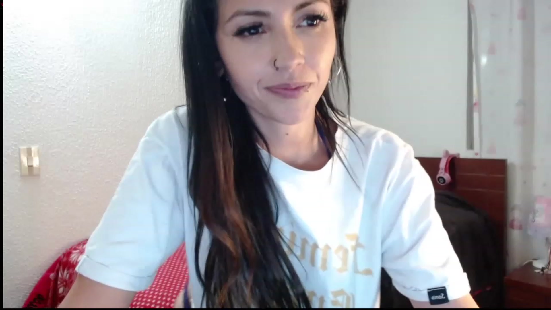 Gallery image thumbnail from Lia_Smith's myfreecams stream on, 11/24/2022, 23:29 image 14 of 20