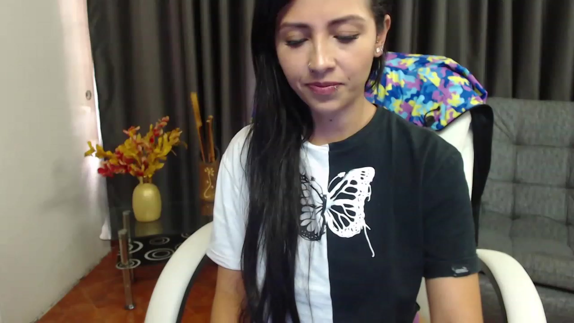 Gallery image thumbnail from Lia_Smith's myfreecams stream on, 04/03/2023, 22:56 image 1 of 20