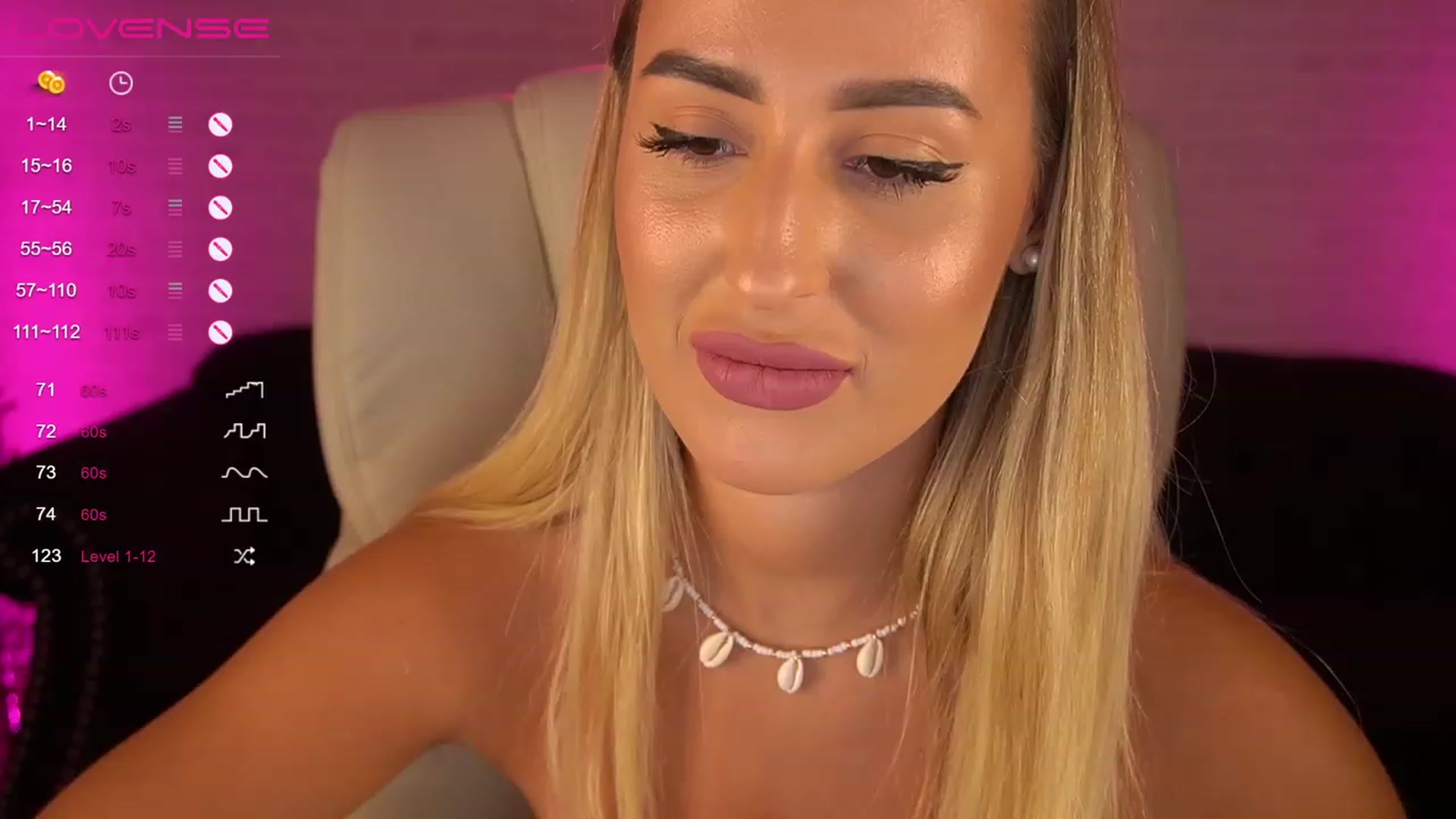 Gallery image thumbnail from Lia__Angel's myfreecams stream on, 08/13/2023, 16:18 image 8 of 20