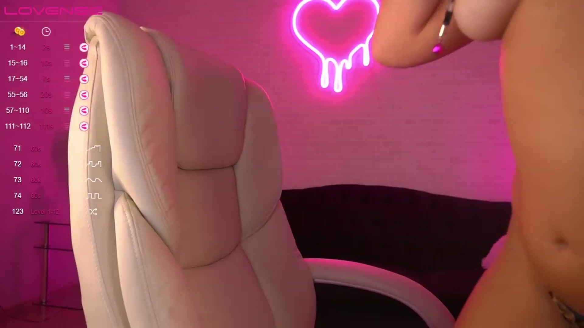 Gallery image thumbnail from Lia__Angel's myfreecams stream on, 09/06/2023, 17:41 image 15 of 20