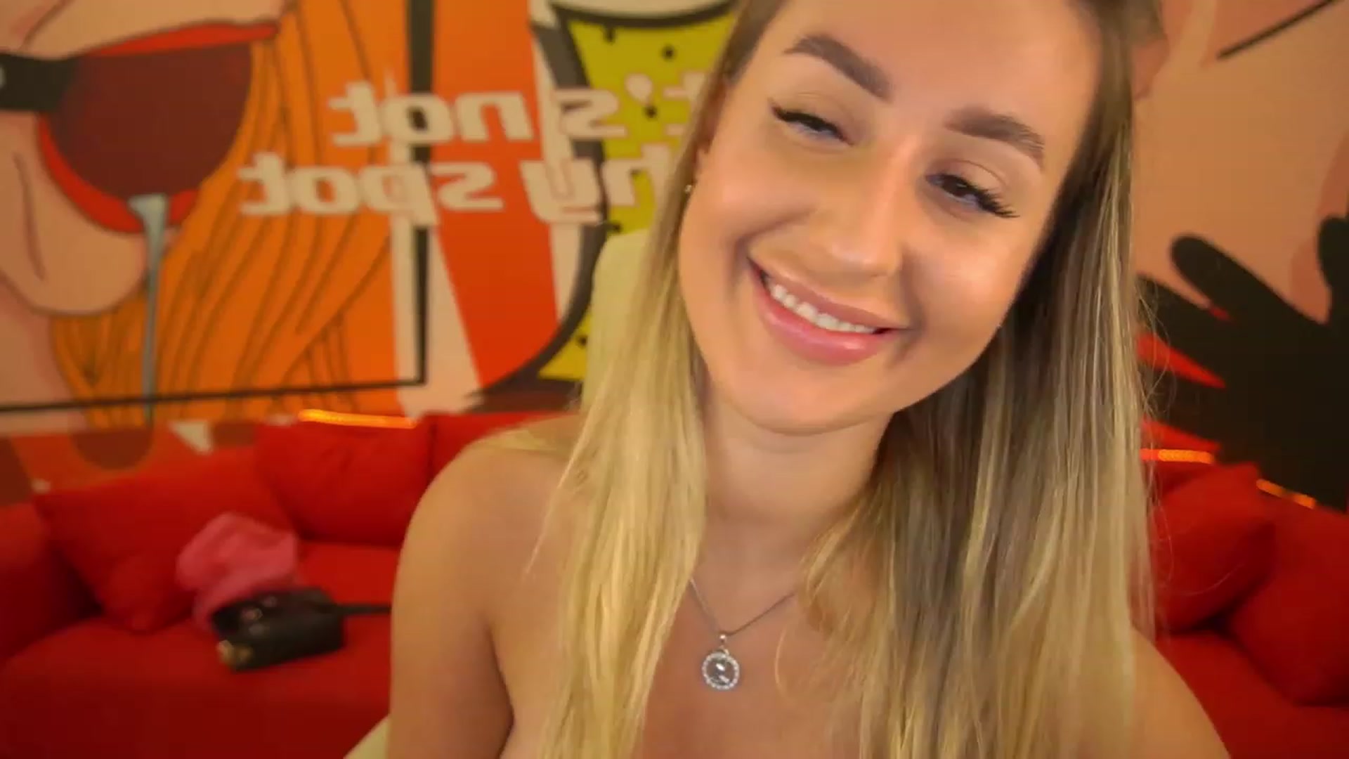 Gallery image thumbnail from Lia__Angel's myfreecams stream on, 09/17/2023, 10:42 image 8 of 20