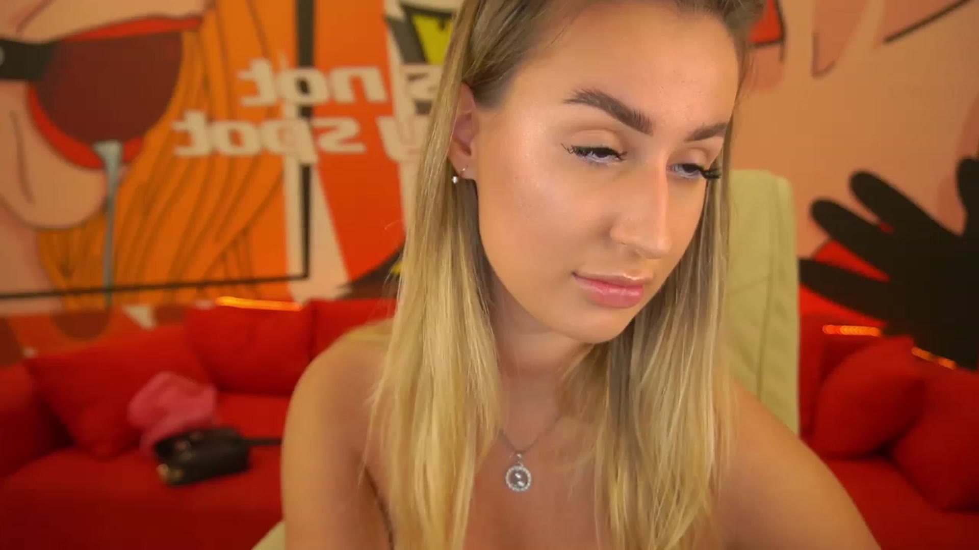 Gallery image thumbnail from Lia__Angel's myfreecams stream on, 09/17/2023, 10:42 image 7 of 20