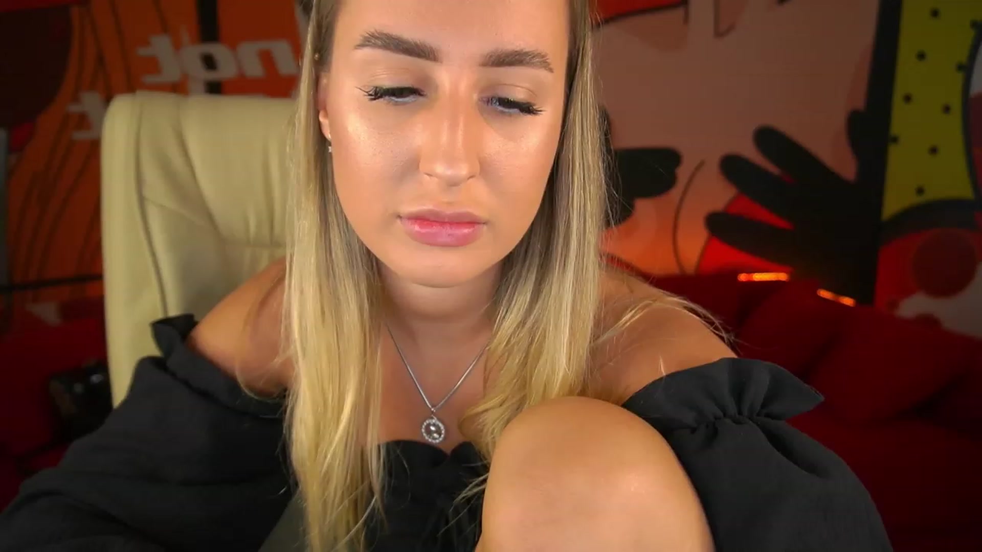 Gallery image thumbnail from Lia__Angel's myfreecams stream on, 09/17/2023, 12:13 image 2 of 20