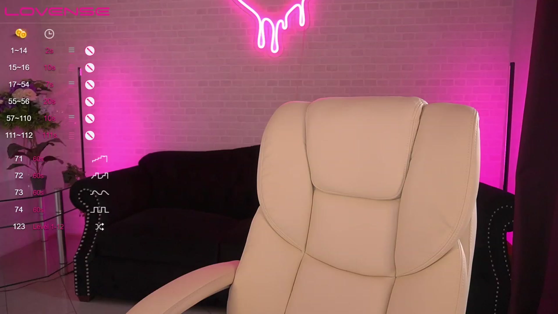 Gallery image thumbnail from Lia__Angel's myfreecams stream on, 09/23/2023, 16:04 image 7 of 20