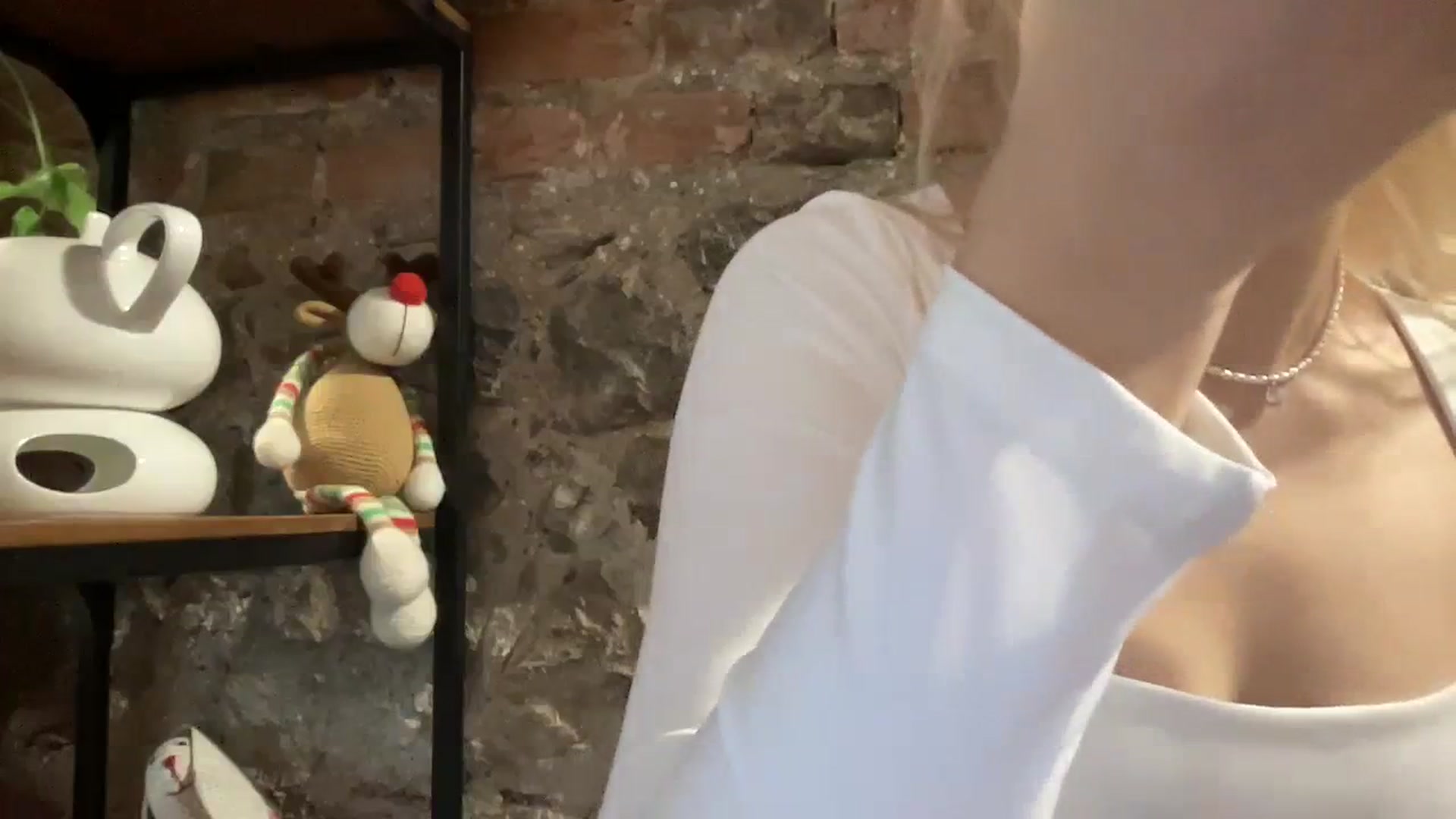 Gallery image thumbnail from Lia_lisia's myfreecams stream on, 02/16/2024, 12:52 image 6 of 20