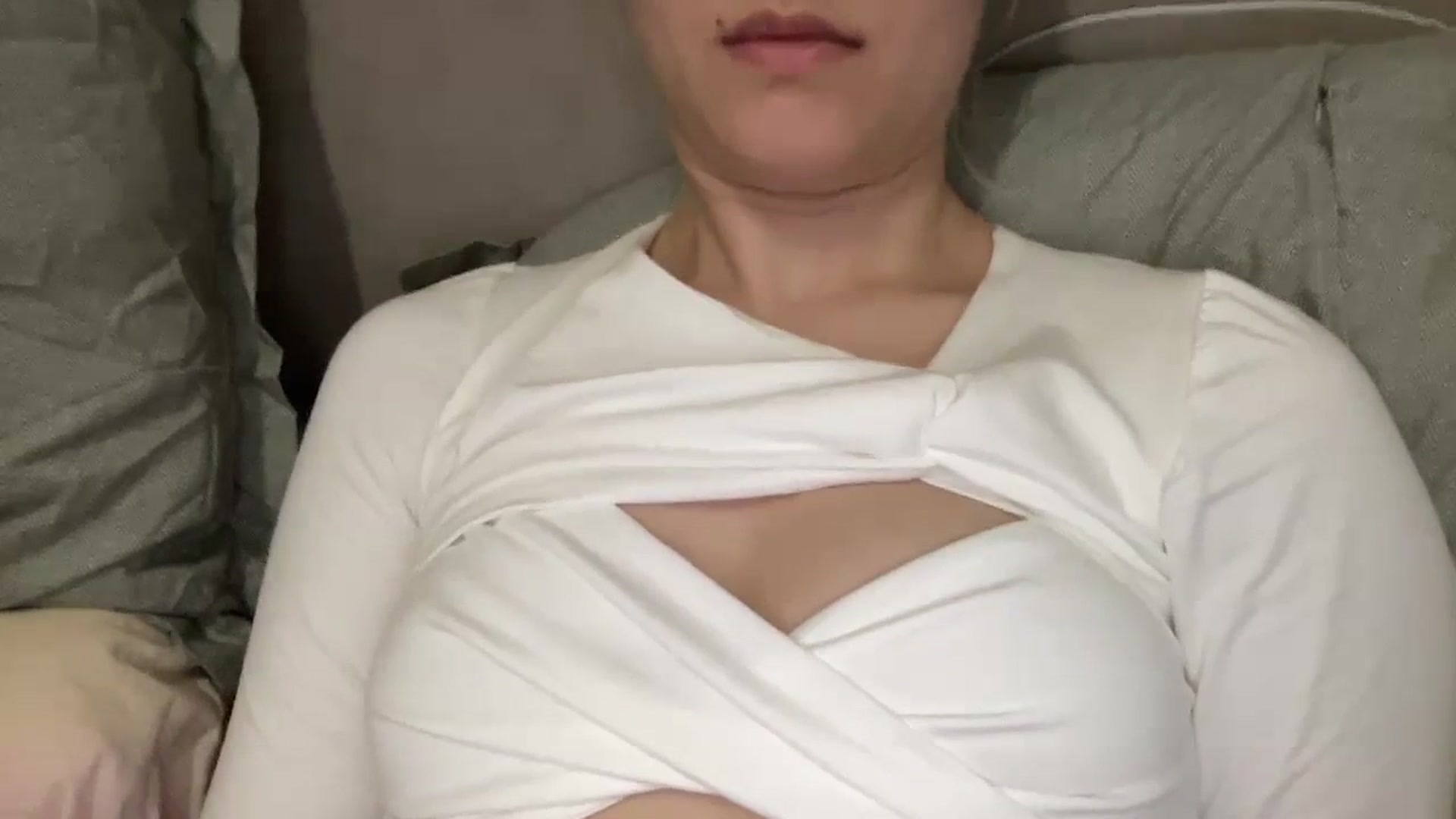 Gallery image thumbnail from Lia_lisia's myfreecams stream on, 03/02/2024, 13:05 image 7 of 20