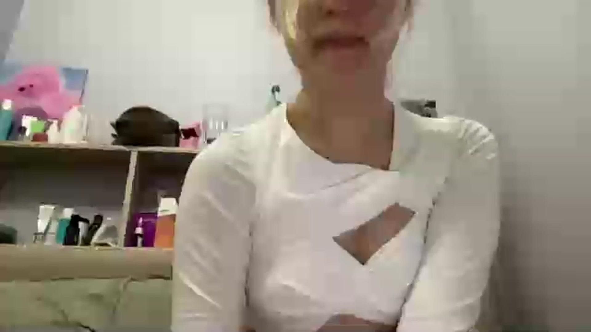 Gallery image thumbnail from Lia_lisia's myfreecams stream on, 03/02/2024, 13:05 image 10 of 20