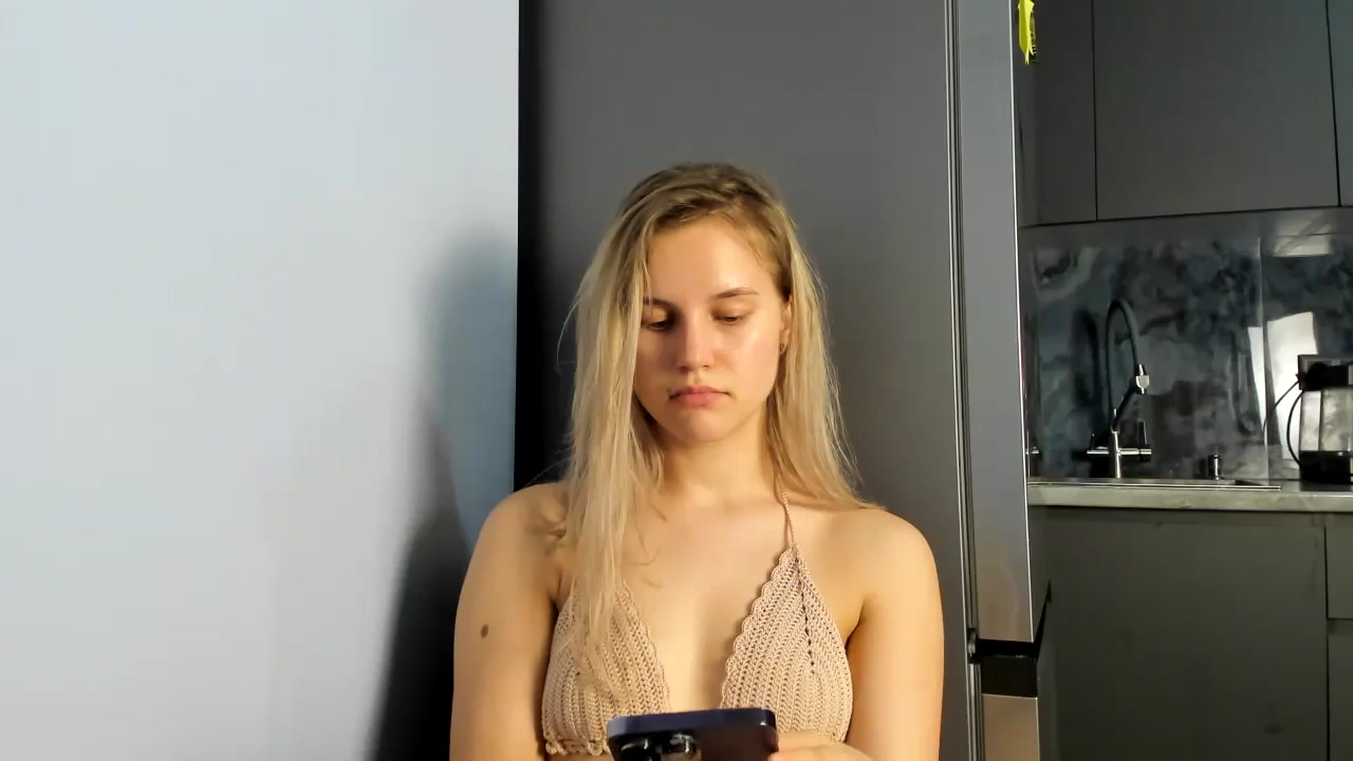 Gallery image thumbnail from Lia_lisia's myfreecams stream on, 06/24/2024, 23:26 image 18 of 20