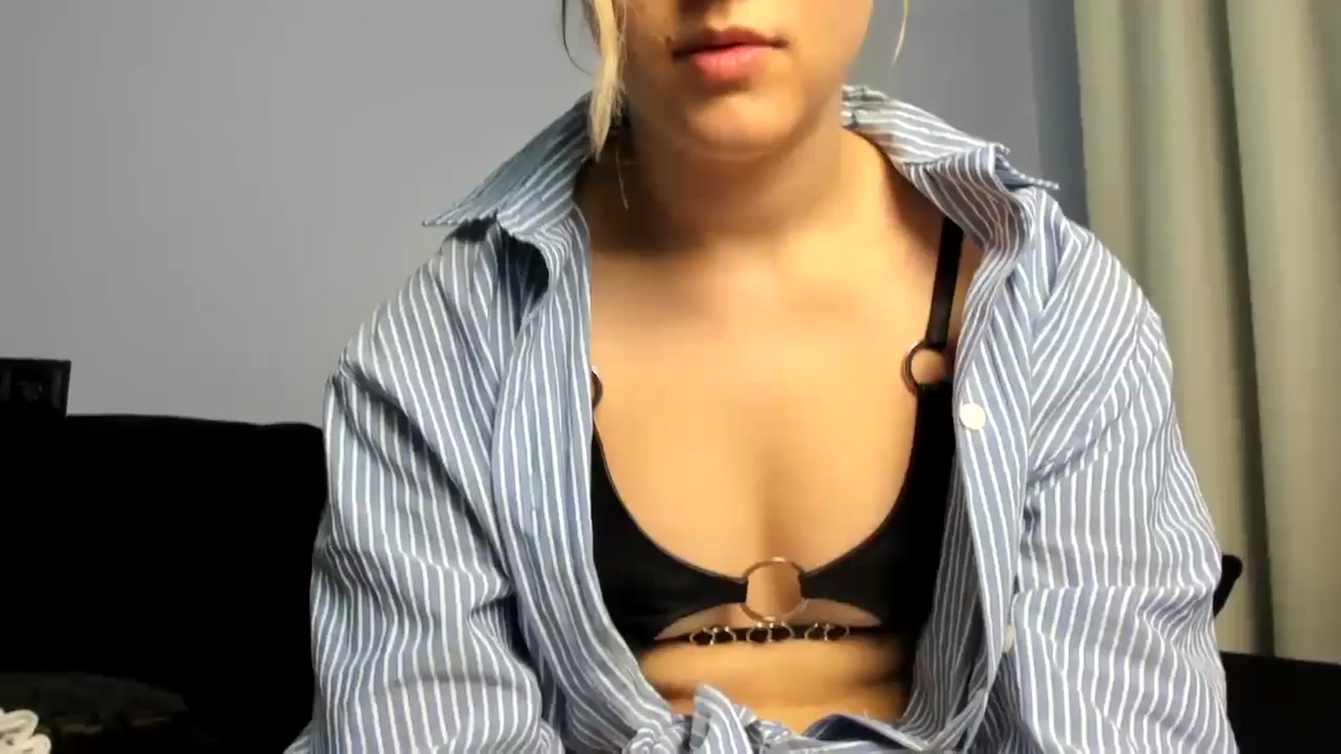 Gallery image thumbnail from Lia_lisia's myfreecams stream on, 06/28/2024, 21:00 image 9 of 20