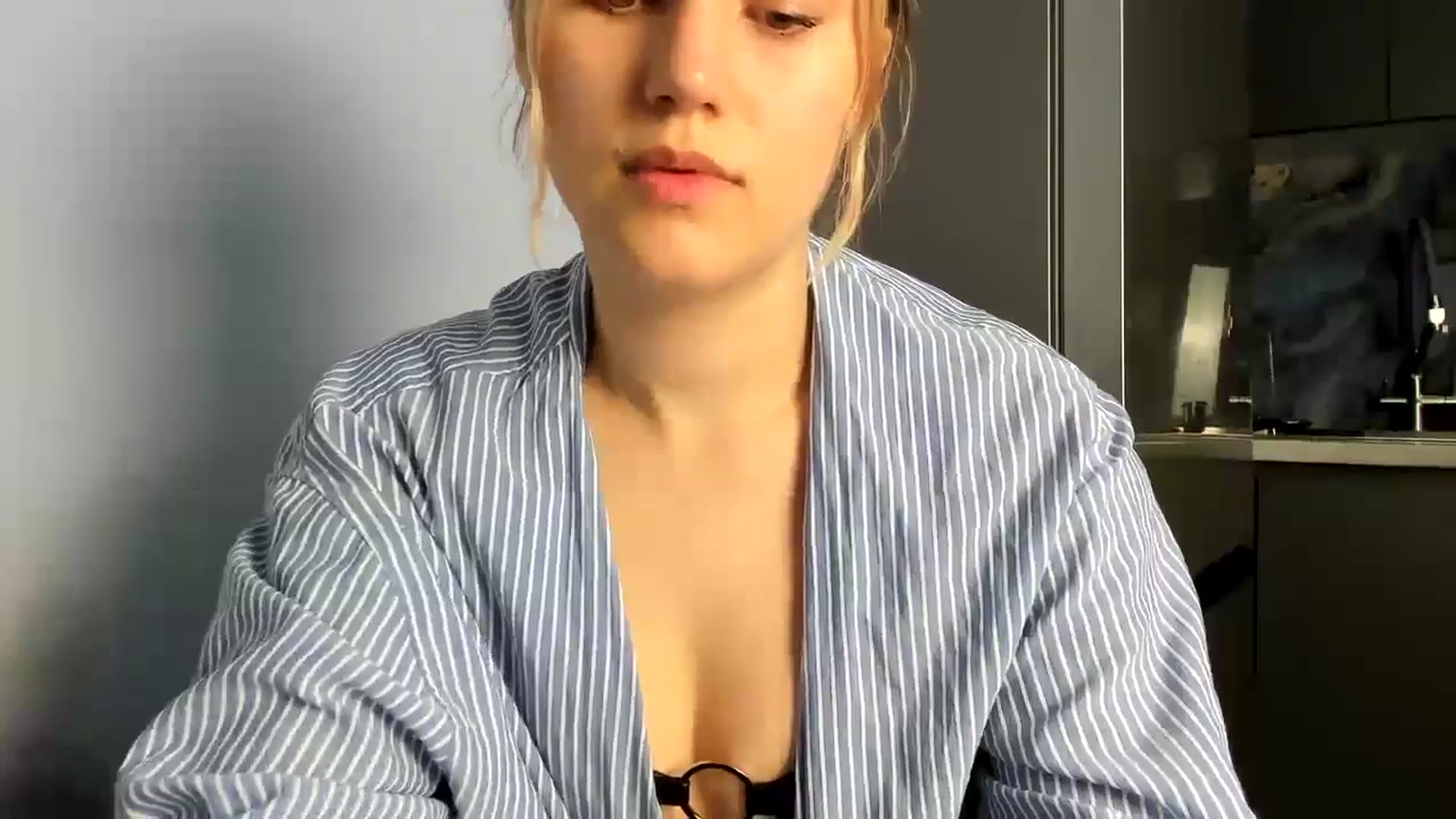 Gallery image thumbnail from Lia_lisia's myfreecams stream on, 06/28/2024, 22:27 image 4 of 20