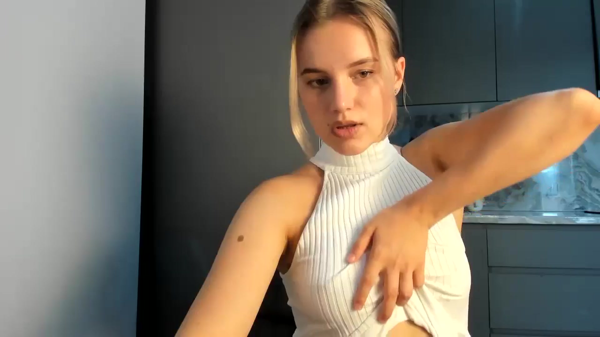 Gallery image thumbnail from Lia_lisia's myfreecams stream on, 07/01/2024, 12:02 image 14 of 20