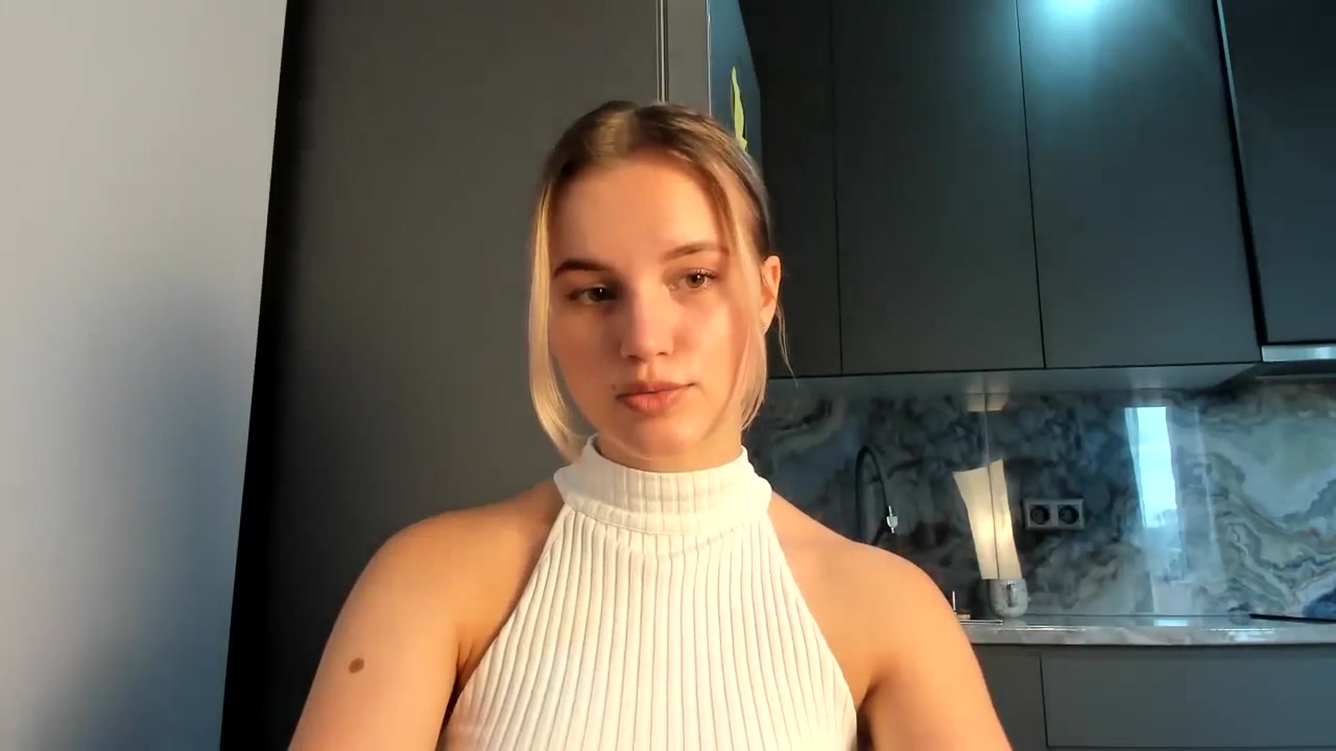 Gallery image thumbnail from Lia_lisia's myfreecams stream on, 07/01/2024, 12:02 image 3 of 20