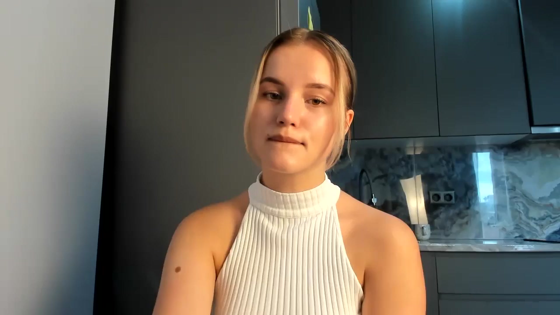 Gallery image thumbnail from Lia_lisia's myfreecams stream on, 07/01/2024, 12:02 image 7 of 20