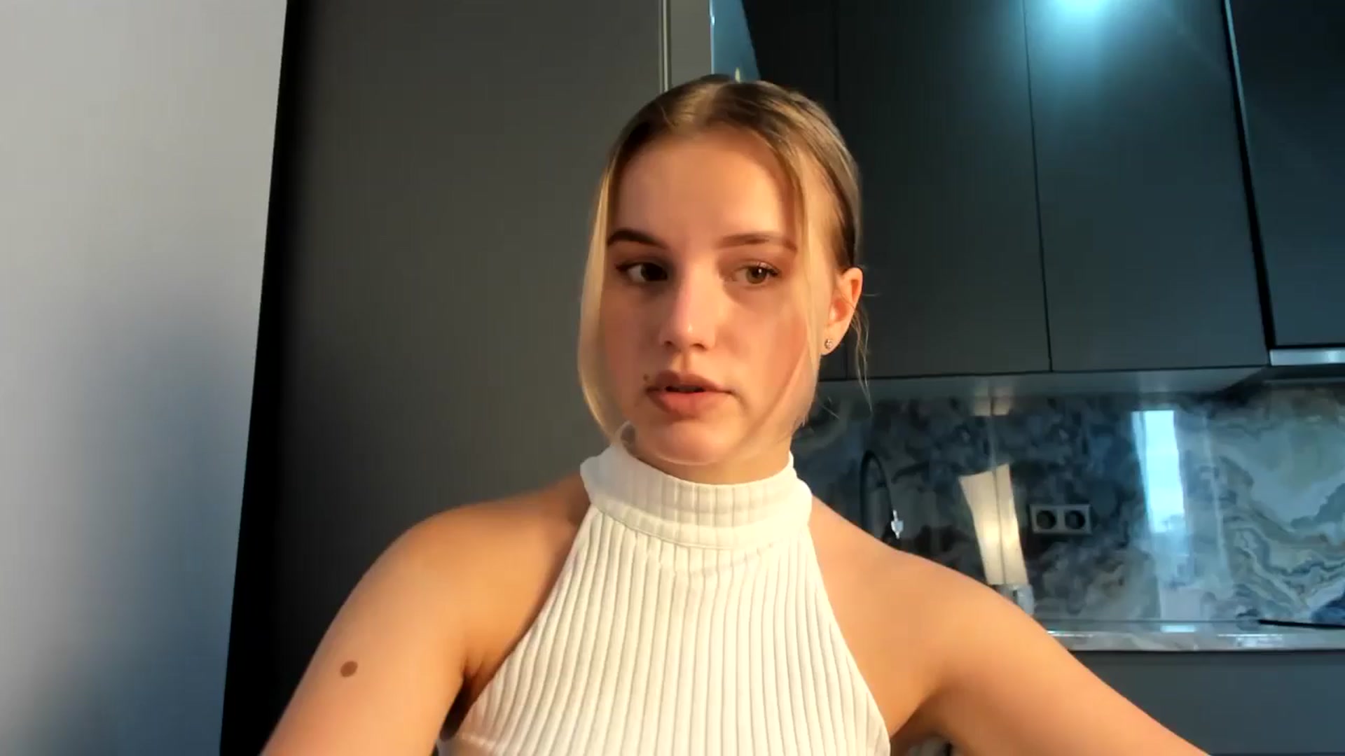 Gallery image thumbnail from Lia_lisia's myfreecams stream on, 07/01/2024, 12:02 image 1 of 20