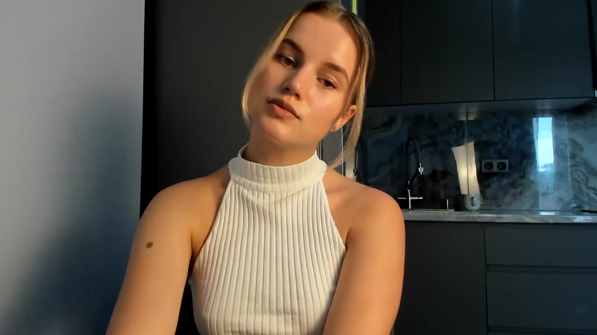 Gallery image thumbnail from Lia_lisia's myfreecams stream on, 07/01/2024, 12:02 image 16 of 20