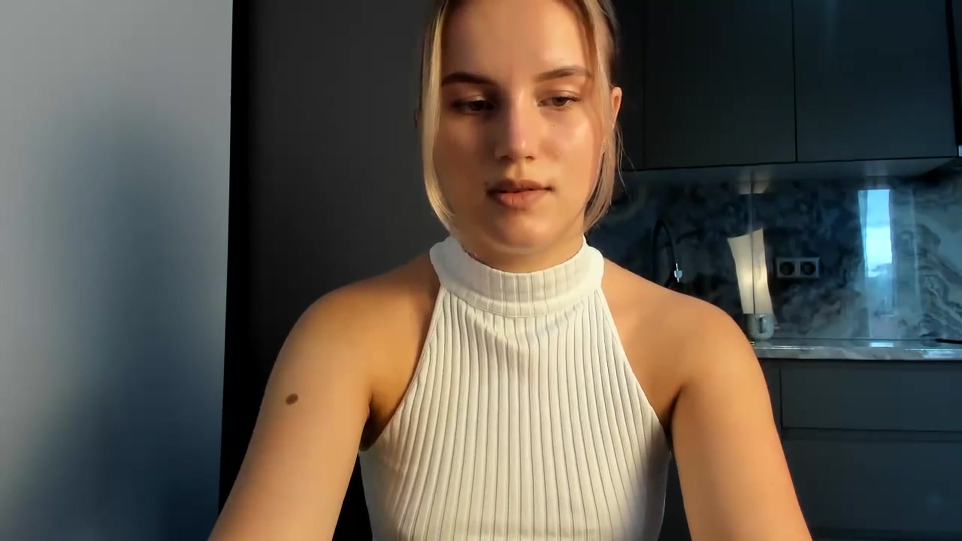 Gallery image thumbnail from Lia_lisia's myfreecams stream on, 07/01/2024, 12:02 image 13 of 20