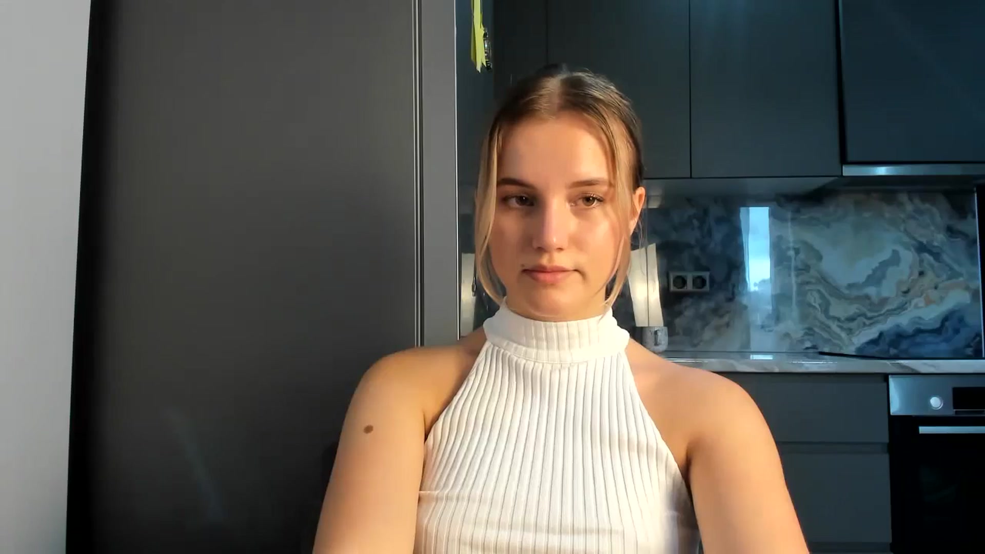 Gallery image thumbnail from Lia_lisia's myfreecams stream on, 07/01/2024, 12:54 image 8 of 20
