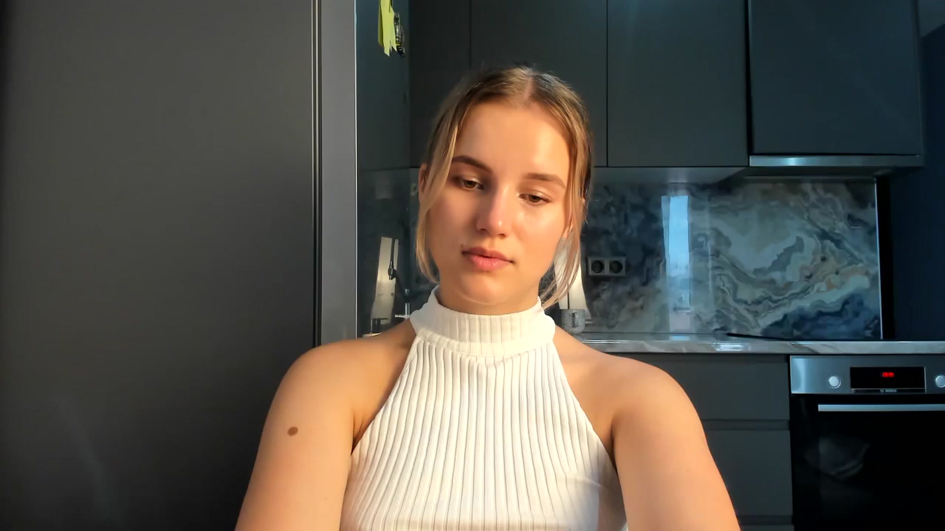 Gallery image thumbnail from Lia_lisia's myfreecams stream on, 07/01/2024, 13:51 image 17 of 20