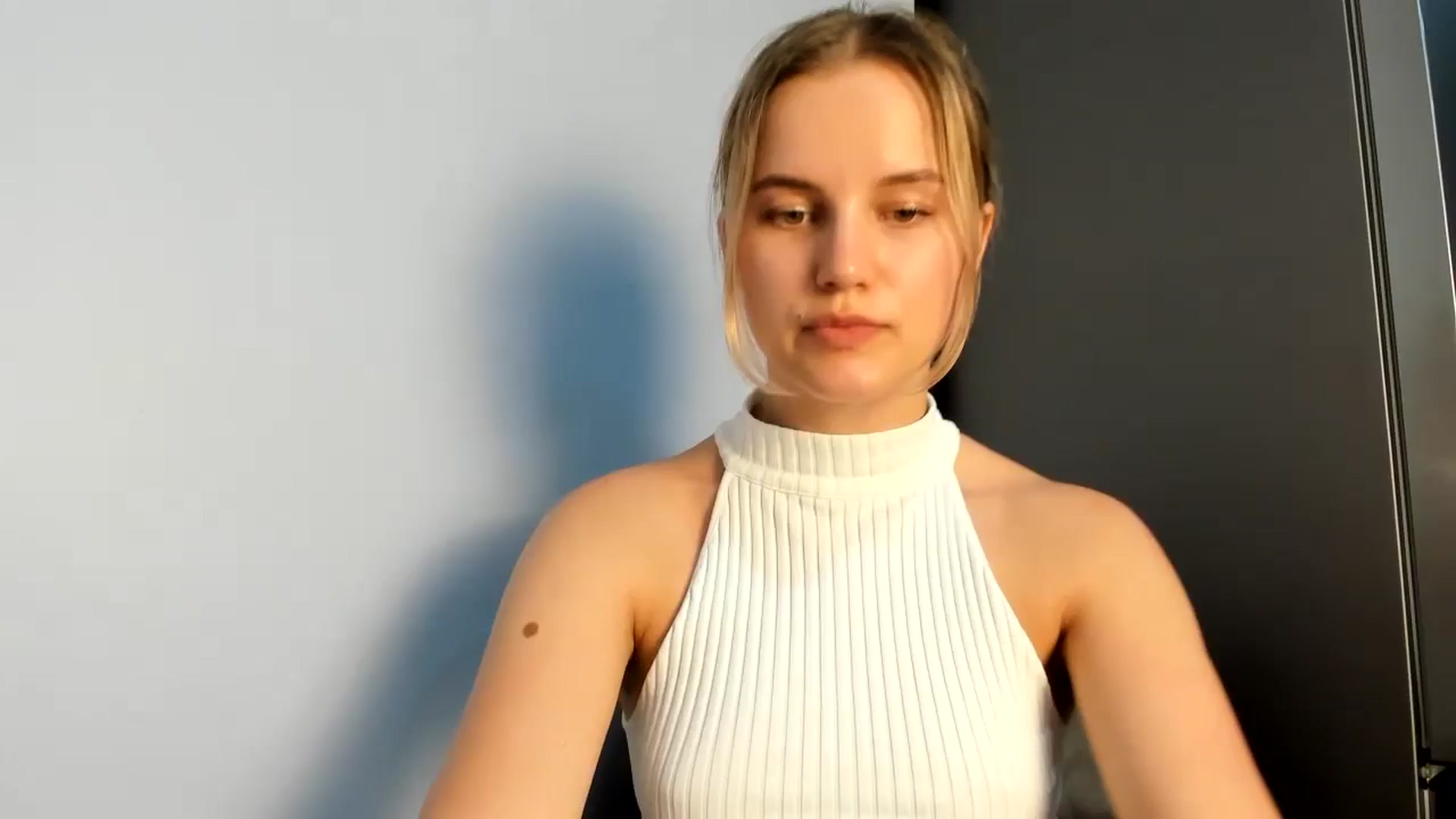 Gallery image thumbnail from Lia_lisia's myfreecams stream on, 07/01/2024, 19:45 image 1 of 20