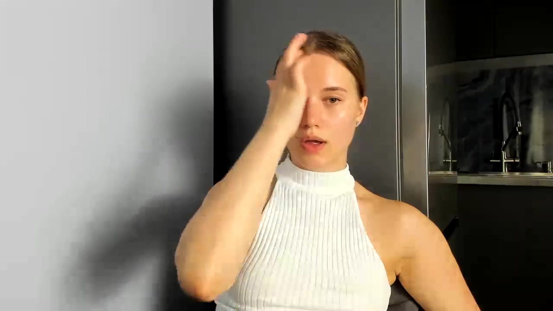 Gallery image thumbnail from Lia_lisia's myfreecams stream on, 07/01/2024, 22:18 image 8 of 20