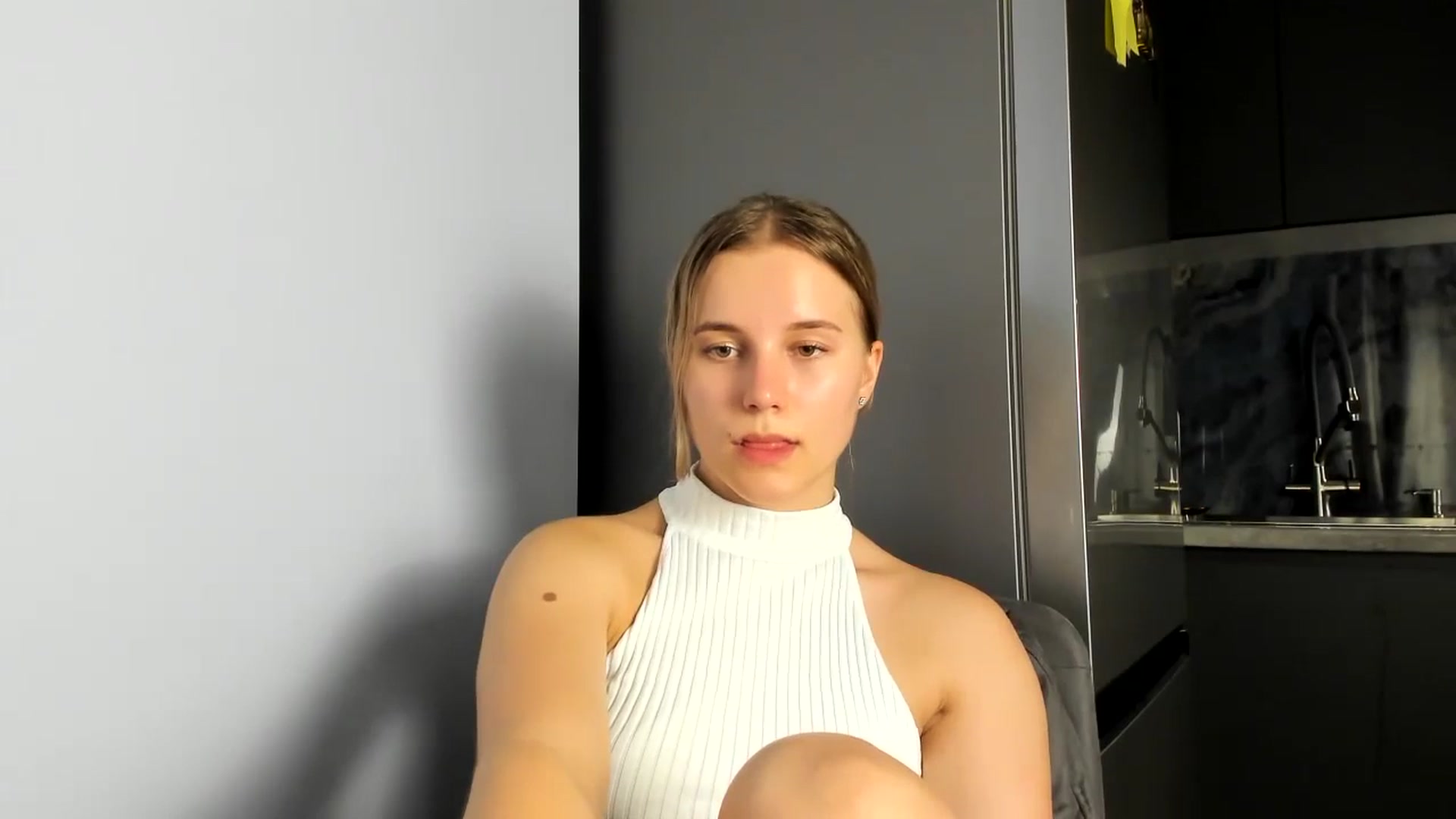 Gallery image thumbnail from Lia_lisia's myfreecams stream on, 07/01/2024, 22:18 image 6 of 20