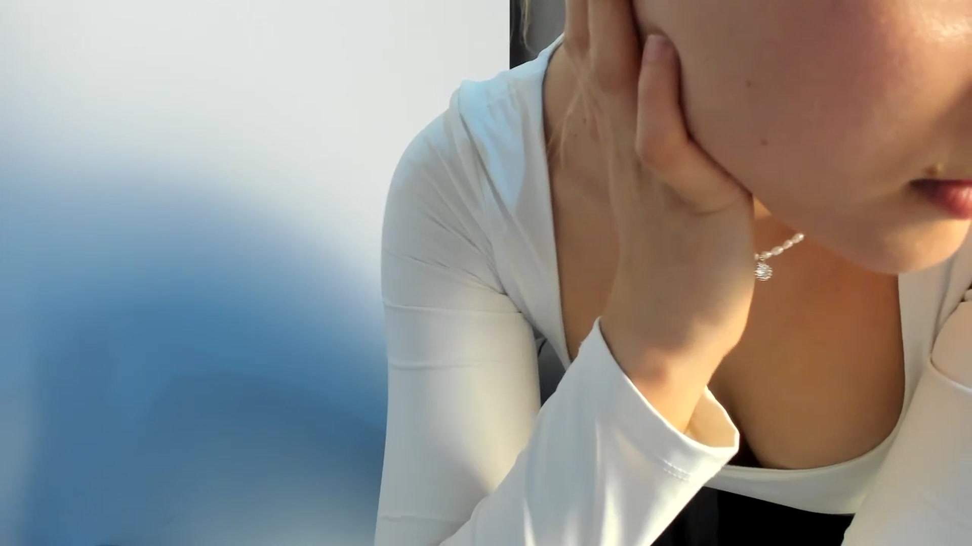 Gallery image thumbnail from Lia_lisia's myfreecams stream on, 07/02/2024, 17:20 image 11 of 20