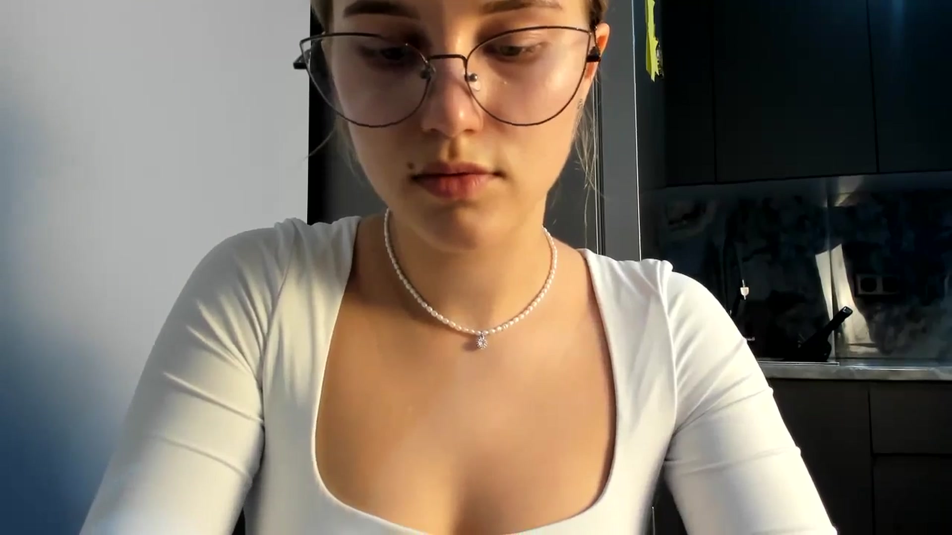 Gallery image thumbnail from Lia_lisia's myfreecams stream on, 07/02/2024, 17:56 image 6 of 20