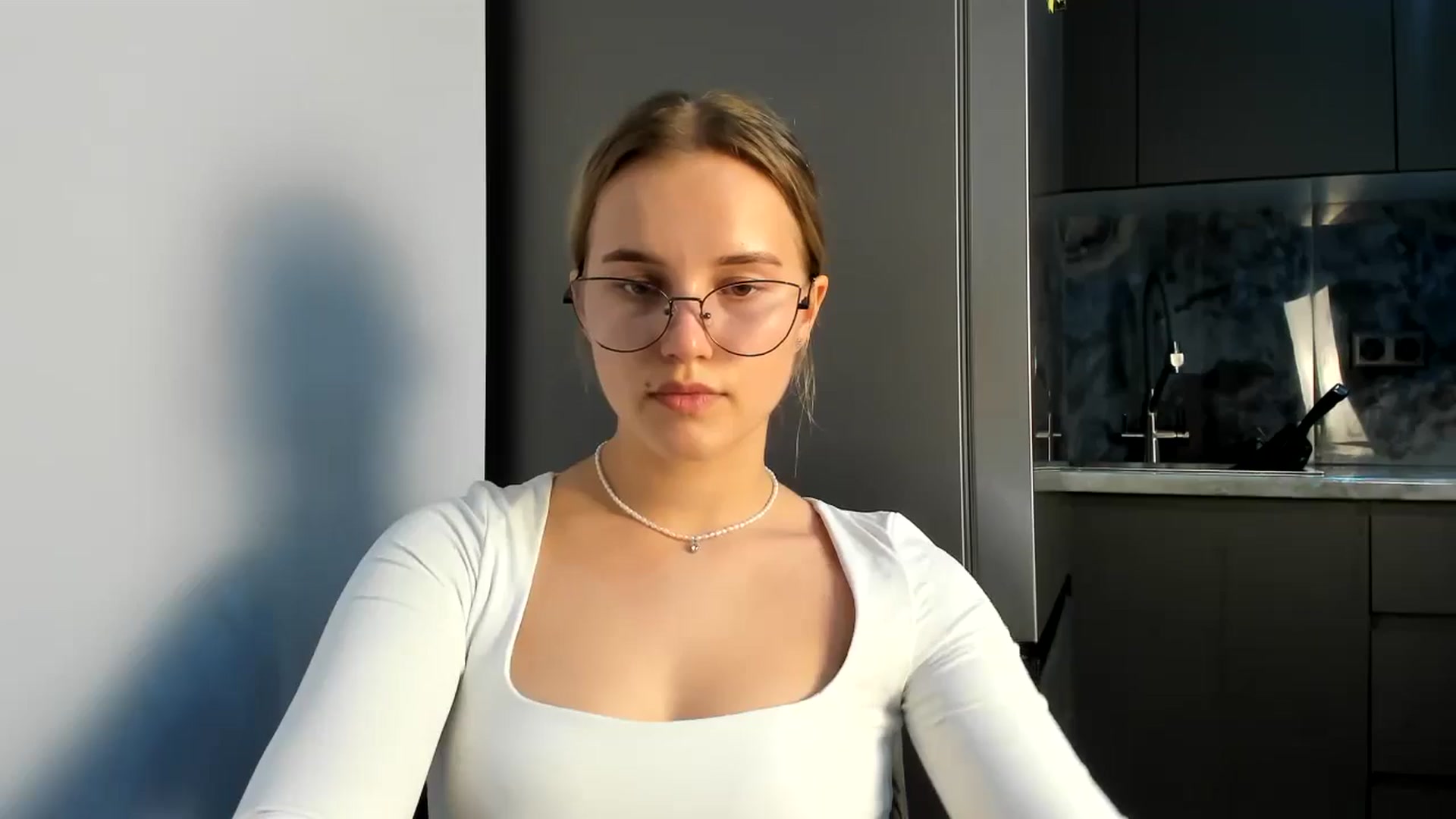 Gallery image thumbnail from Lia_lisia's myfreecams stream on, 07/02/2024, 17:56 image 8 of 20