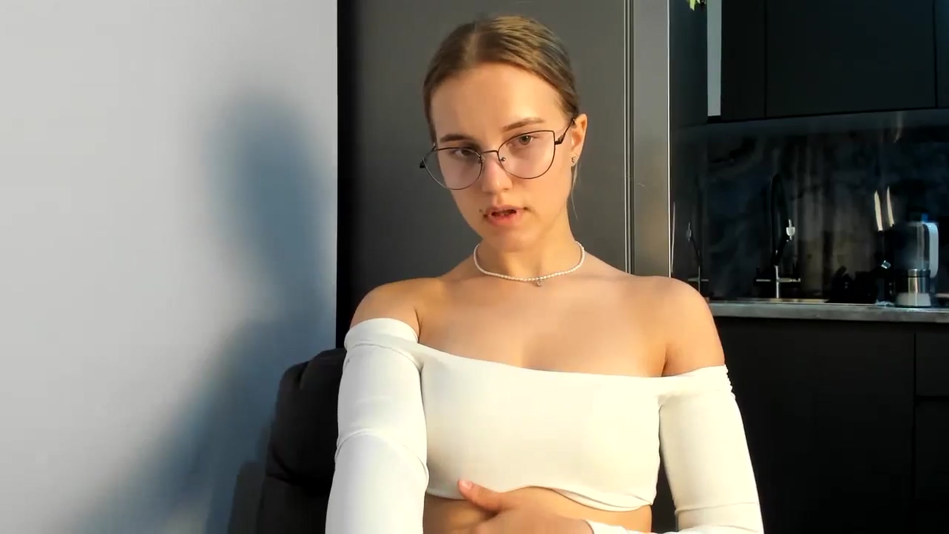 Gallery image thumbnail from Lia_lisia's myfreecams stream on, 07/02/2024, 18:54 image 20 of 20