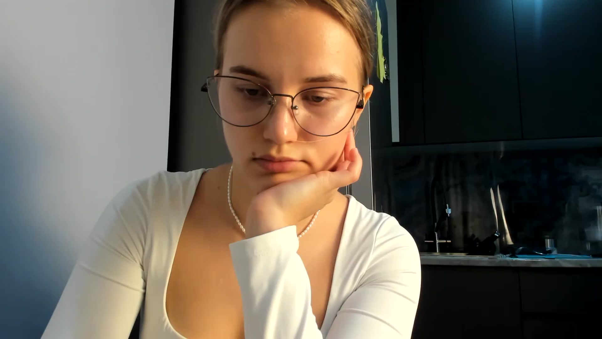 Gallery image thumbnail from Lia_lisia's myfreecams stream on, 07/02/2024, 19:08 image 19 of 20
