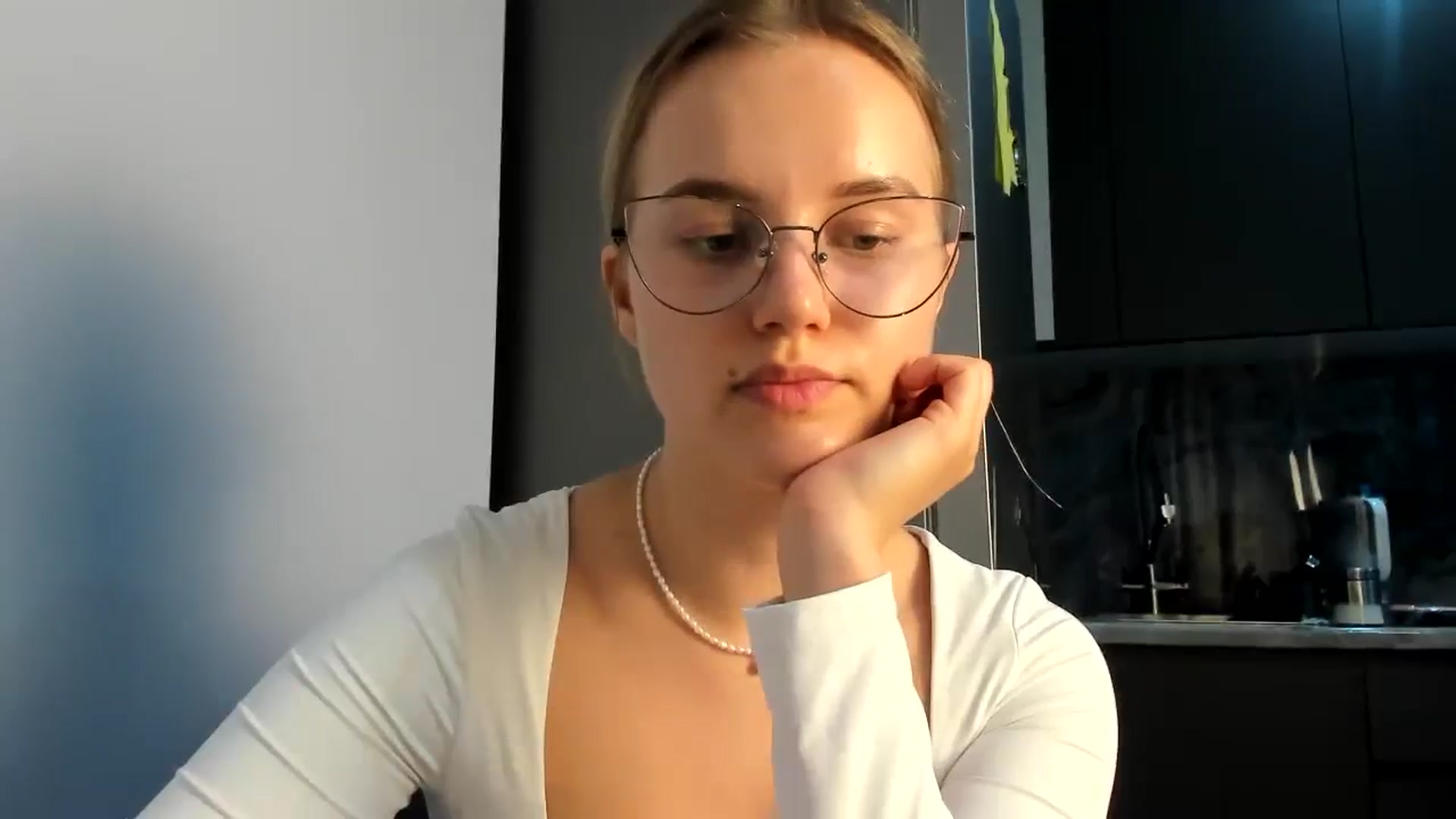 Gallery image thumbnail from Lia_lisia's myfreecams stream on, 07/02/2024, 19:08 image 4 of 20