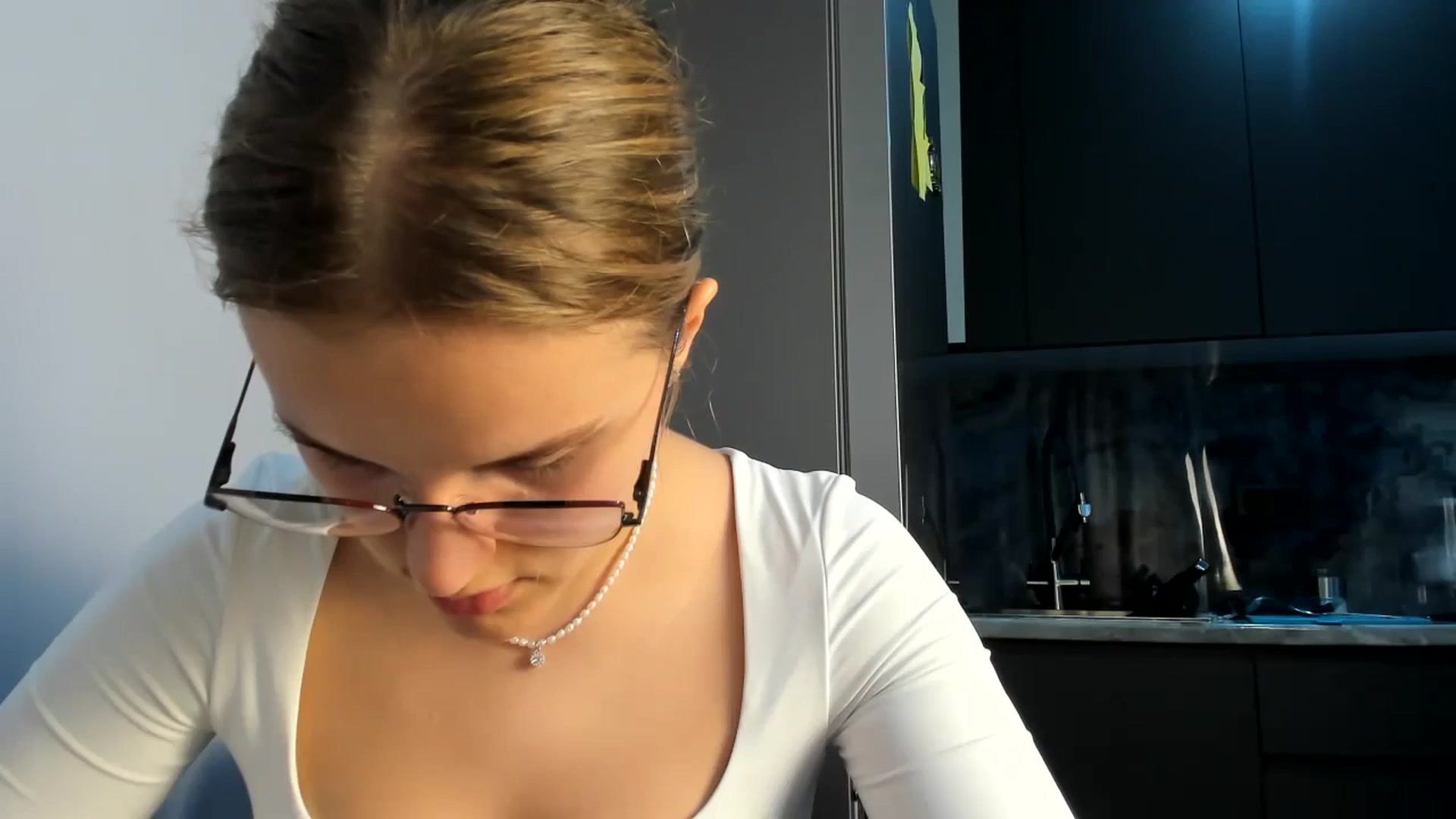 Gallery image thumbnail from Lia_lisia's myfreecams stream on, 07/02/2024, 19:08 image 20 of 20