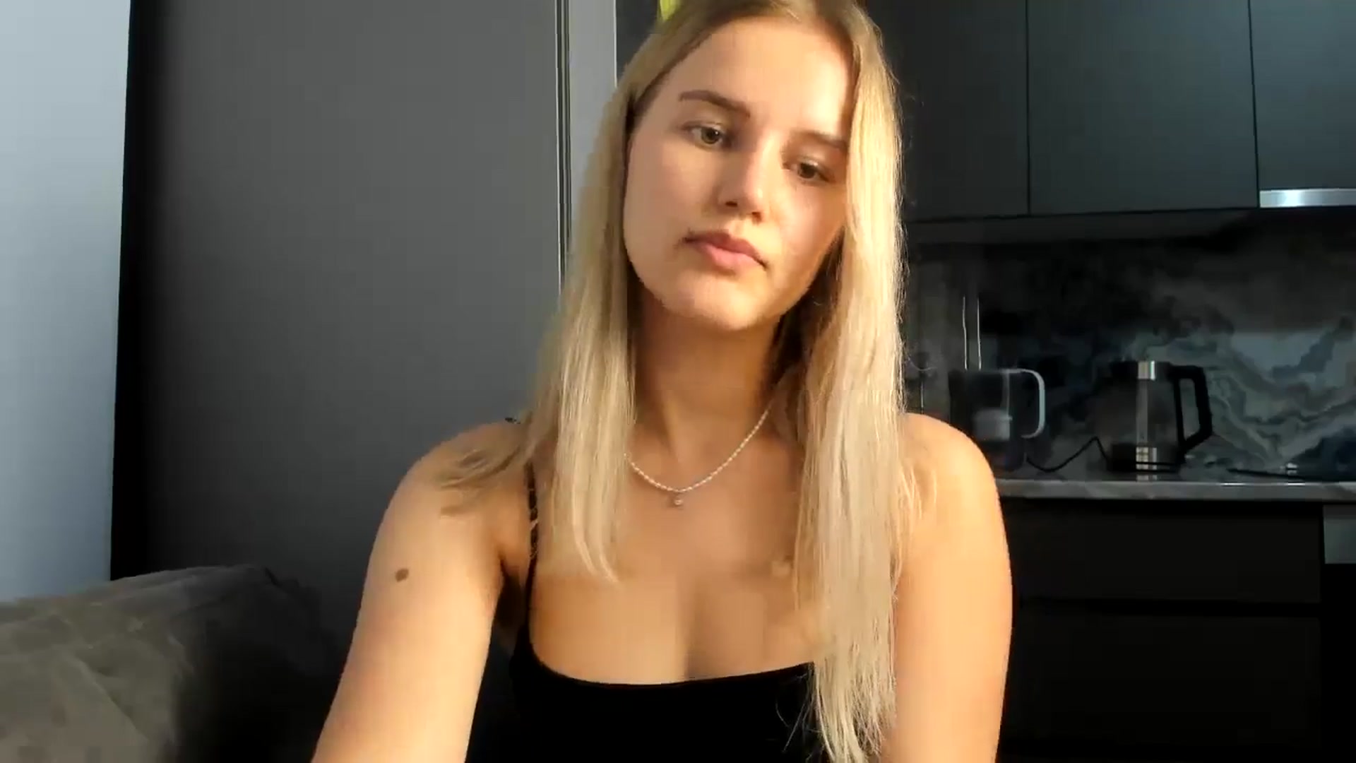 Gallery image thumbnail from Lia_lisia's myfreecams stream on, 07/05/2024, 21:39 image 9 of 20