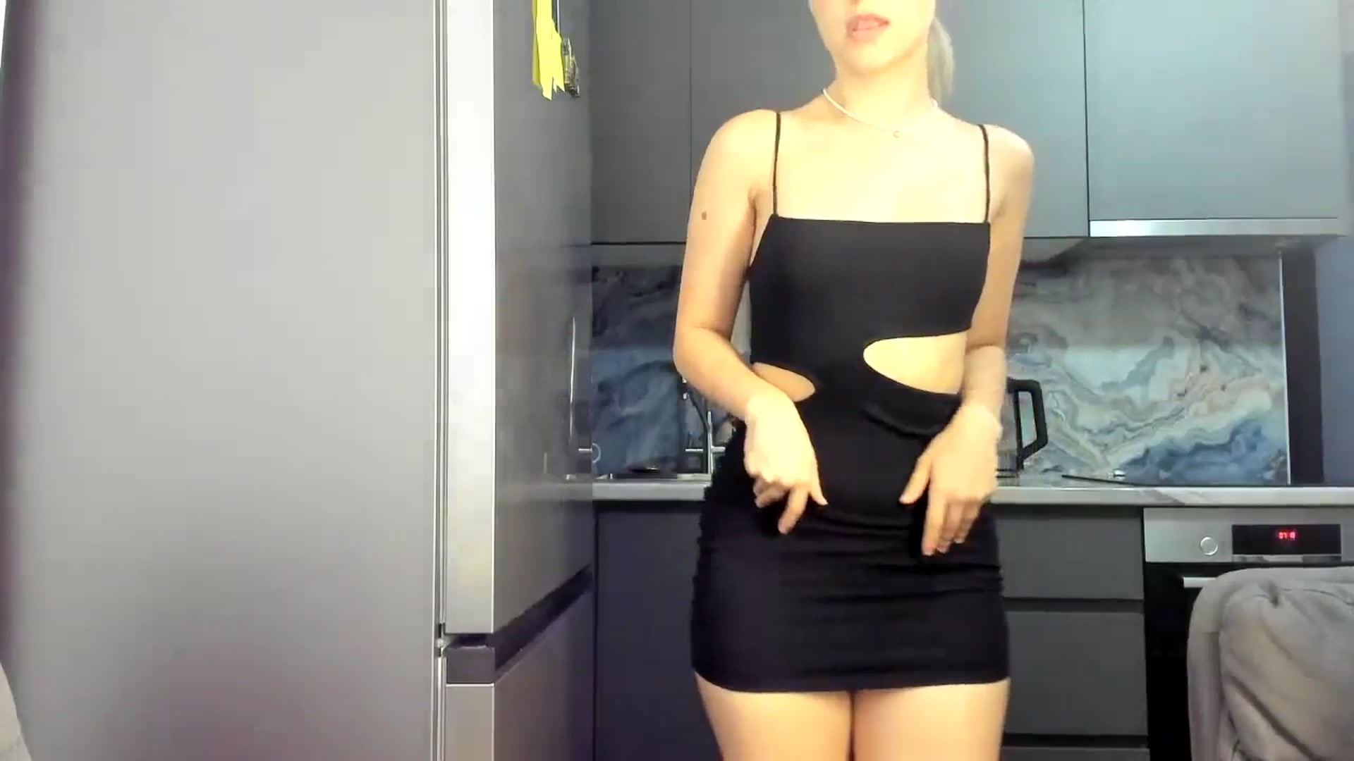 Gallery image thumbnail from Lia_lisia's myfreecams stream on, 07/05/2024, 21:39 image 16 of 20