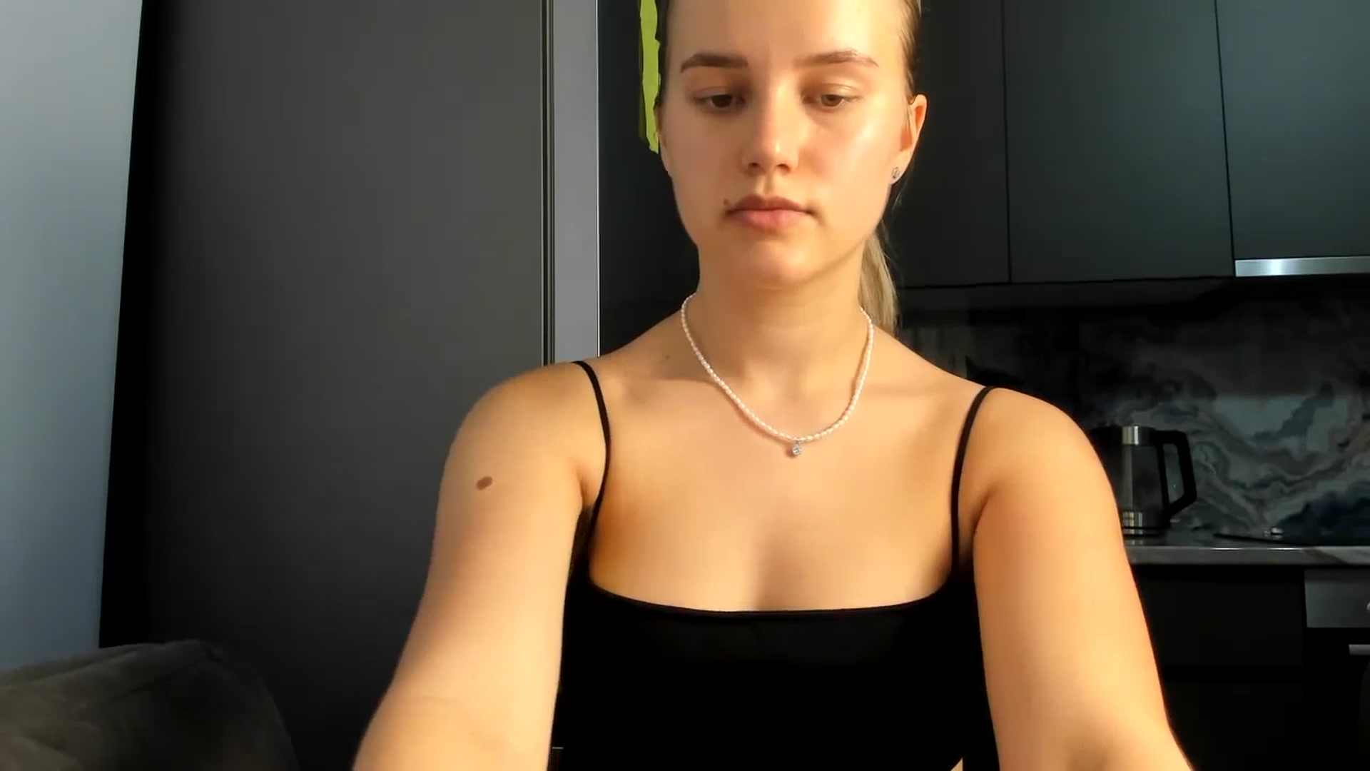 Gallery image thumbnail from Lia_lisia's myfreecams stream on, 07/05/2024, 21:39 image 19 of 20