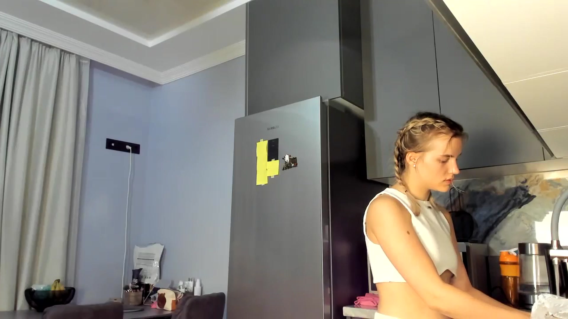 Gallery image thumbnail from Lia_lisia's myfreecams stream on, 07/07/2024, 20:17 image 4 of 20