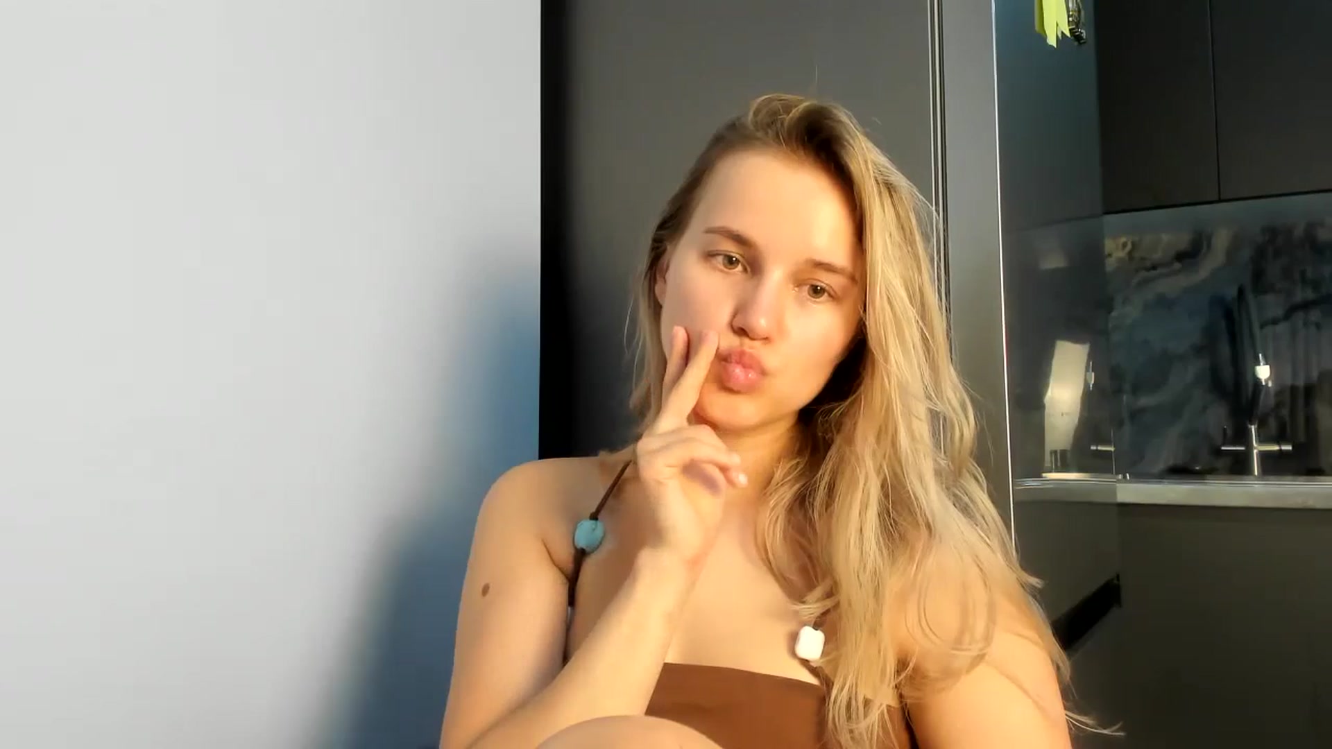 Gallery image thumbnail from Lia_lisia's myfreecams stream on, 07/10/2024, 21:02 image 7 of 20
