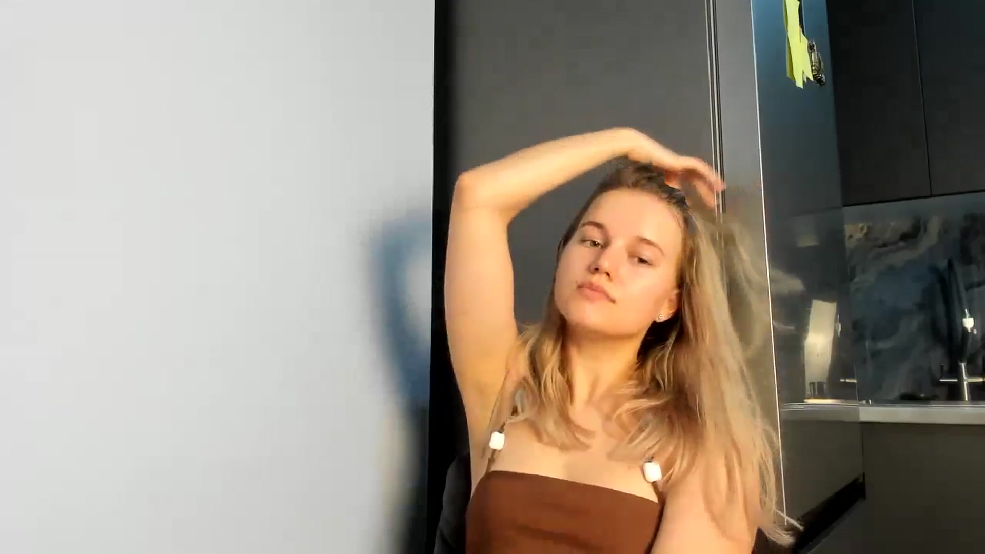 Gallery image thumbnail from Lia_lisia's myfreecams stream on, 07/10/2024, 22:04 image 9 of 20