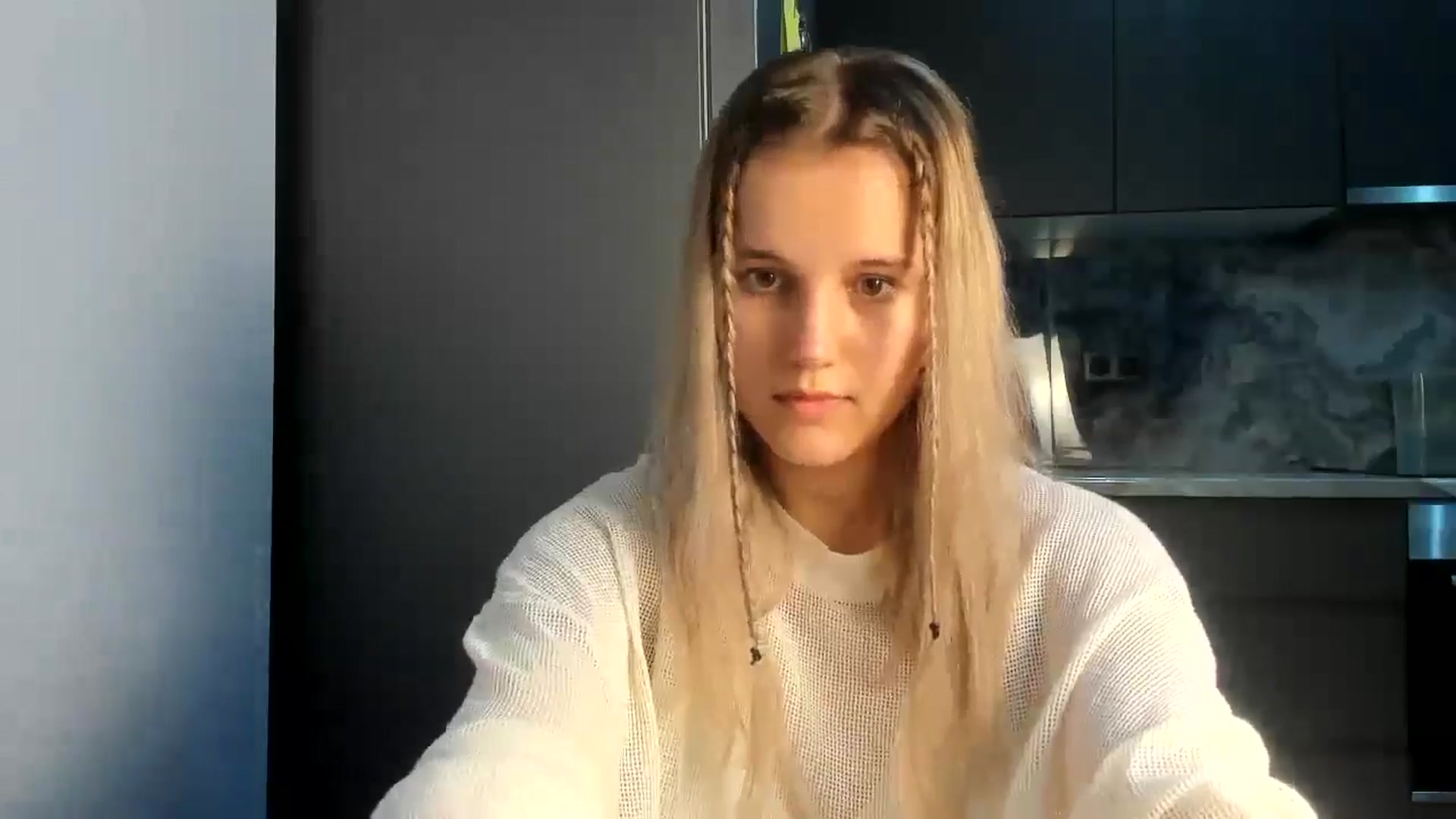 Gallery image thumbnail from Lia_lisia's myfreecams stream on, 07/11/2024, 21:13 image 3 of 20