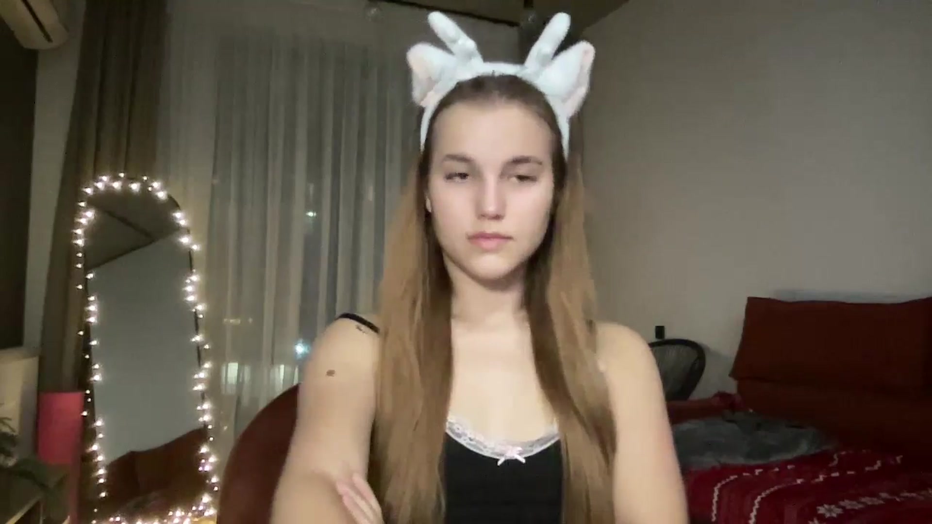 Gallery image thumbnail from Lia_lisia's myfreecams stream on, 12/25/2024, 14:47 image 2 of 20