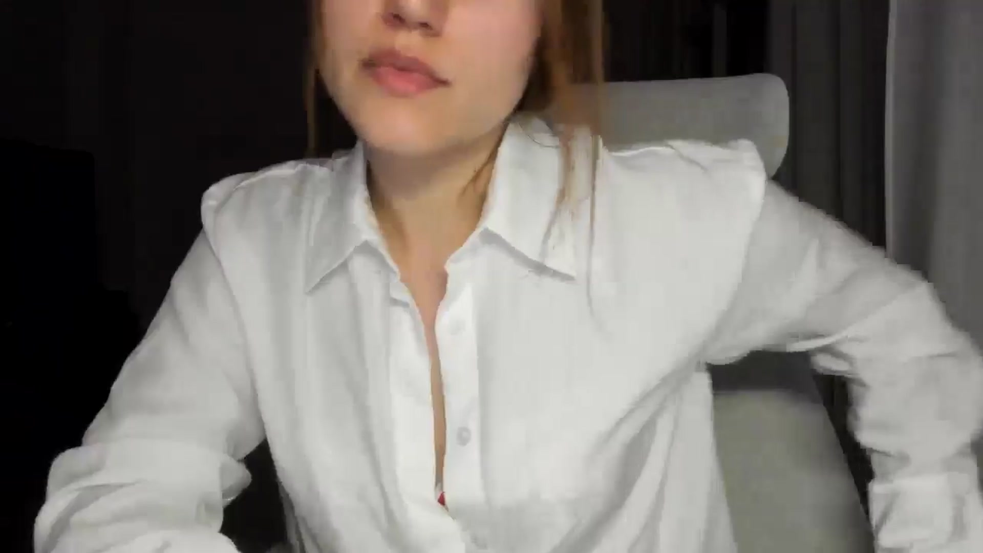 Gallery image thumbnail from Lia_lisia's myfreecams stream on, 01/08/2026, 21:39 image 18 of 20
