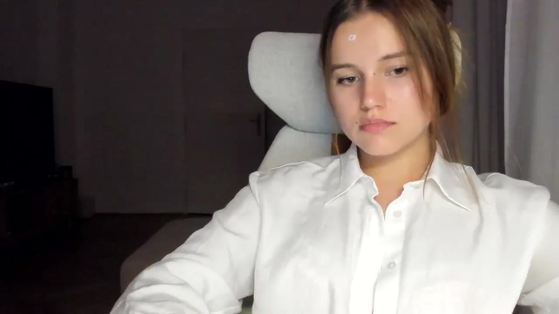 Gallery image thumbnail from Lia_lisia's myfreecams stream on, 01/08/2026, 21:39 image 4 of 20