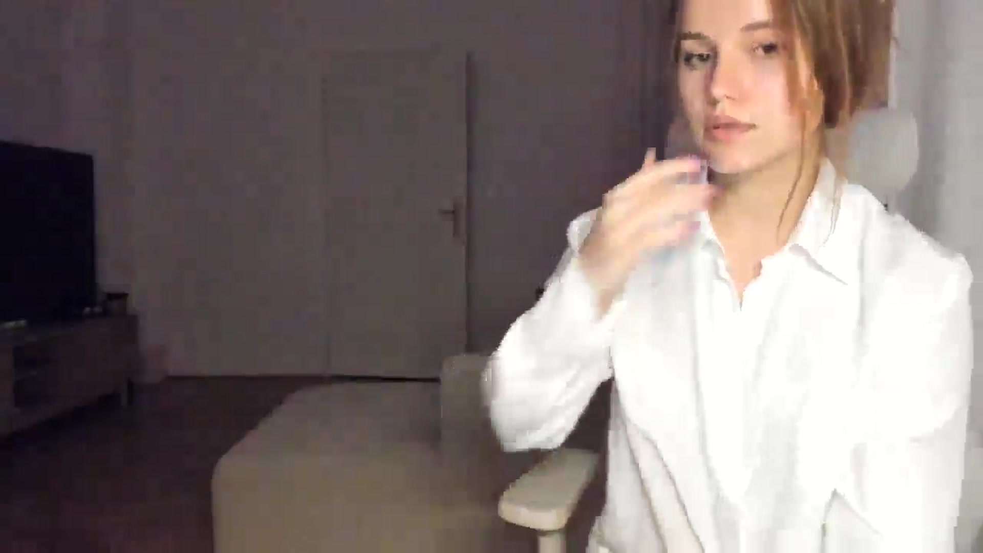 Gallery image thumbnail from Lia_lisia's myfreecams stream on, 01/08/2026, 21:39 image 7 of 20